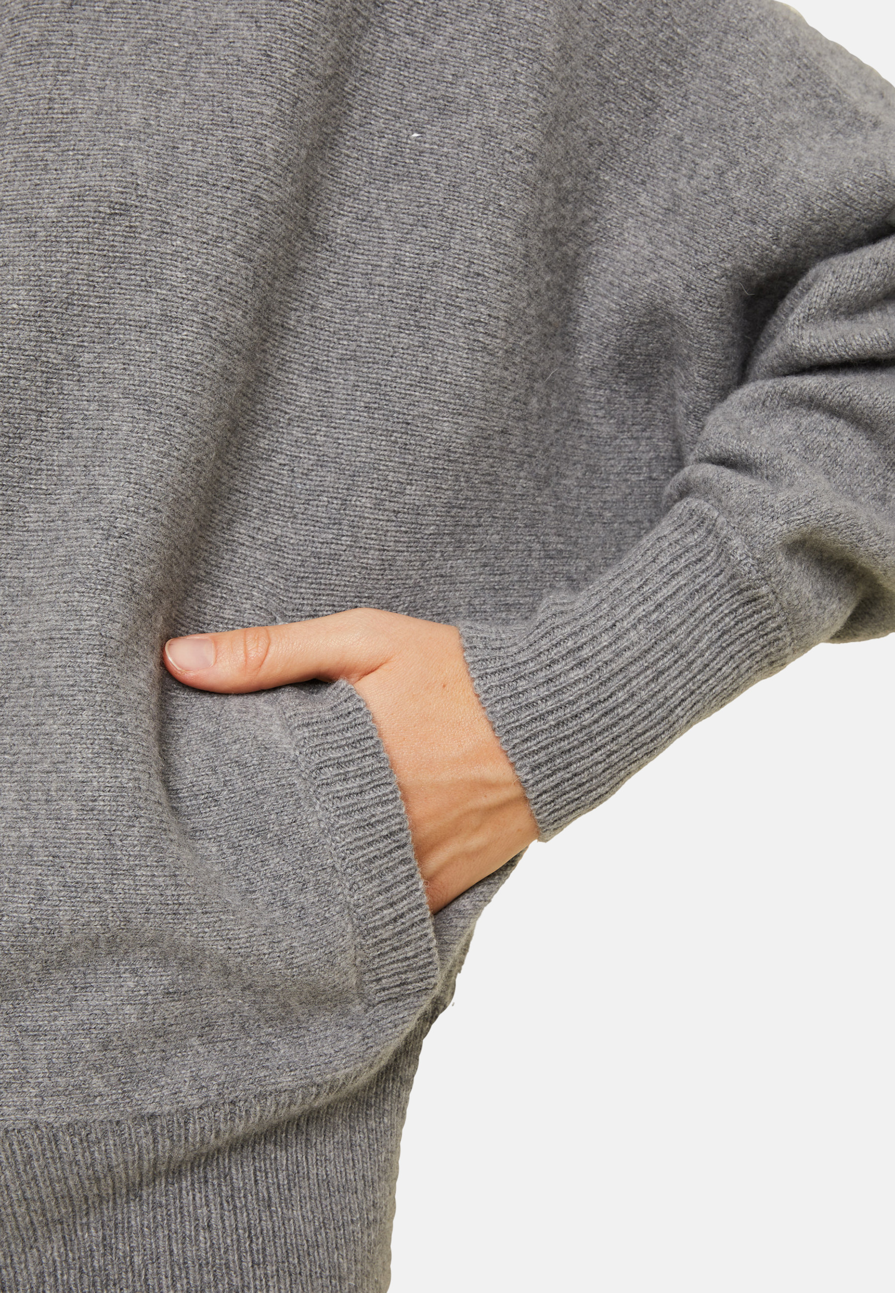 Zipped hoodie with batwing sleeves in recycled cashmere and wool - Albin