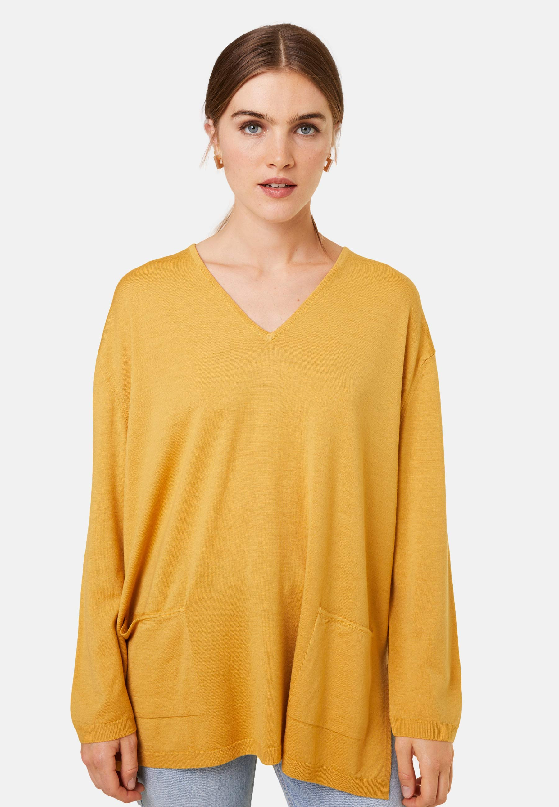 Loose V-neck sweater with pockets in merino wool - Albertine