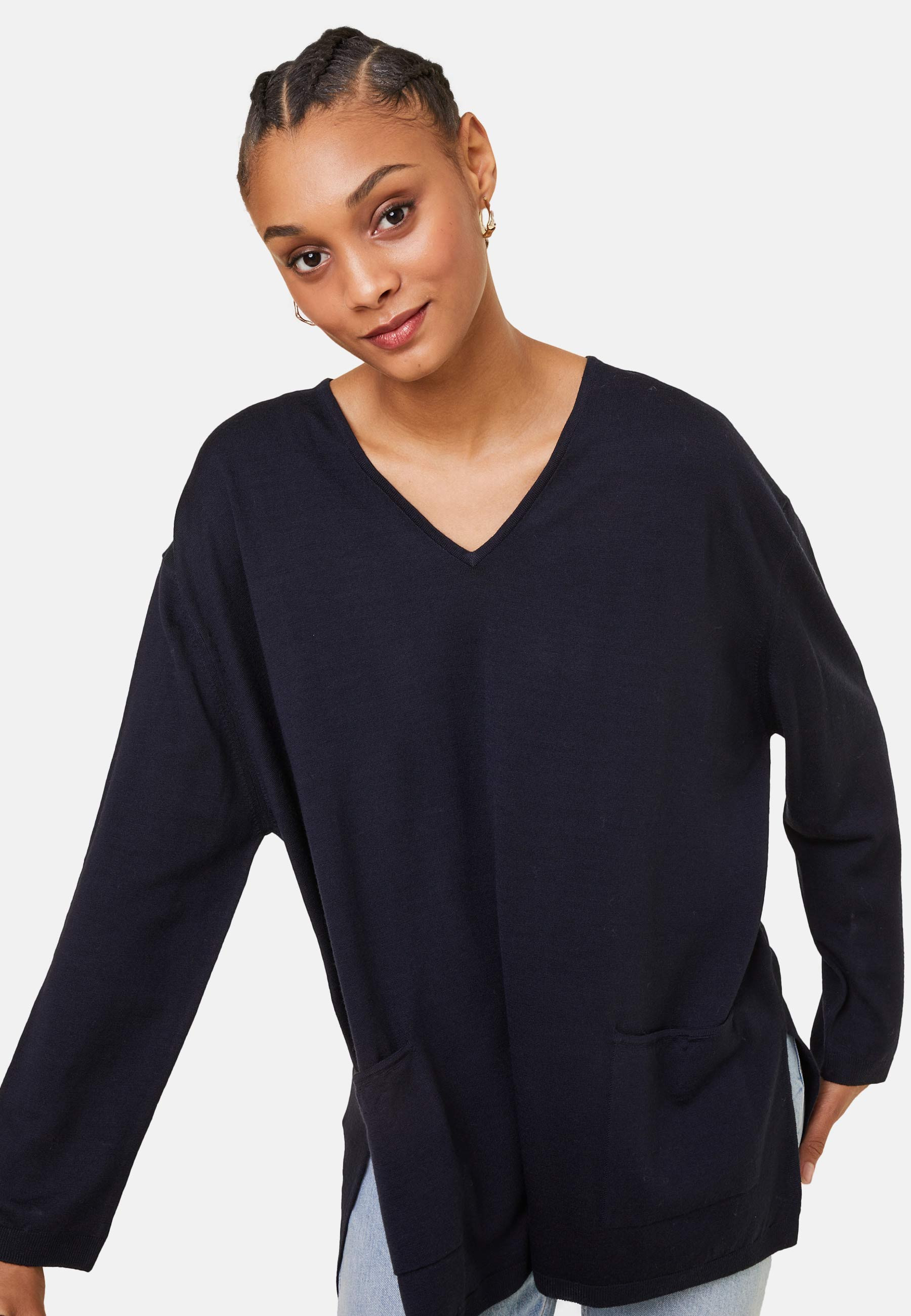 Loose V-neck sweater with pockets in merino wool - Albertine