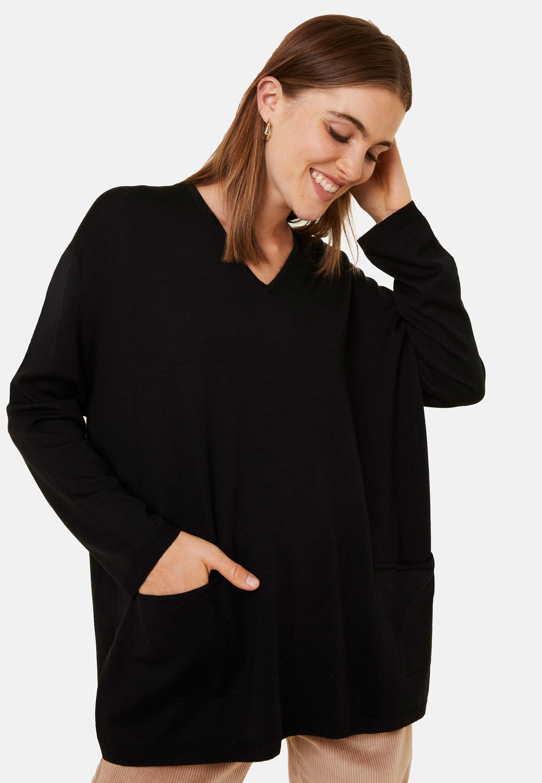 Loose V-neck sweater with pockets in merino wool - Albertine