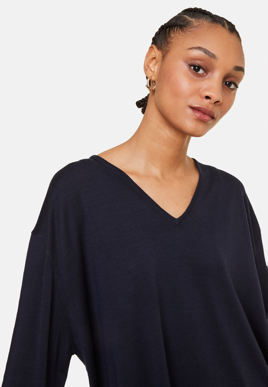 Loose V-neck sweater with pockets in merino wool - Albertine