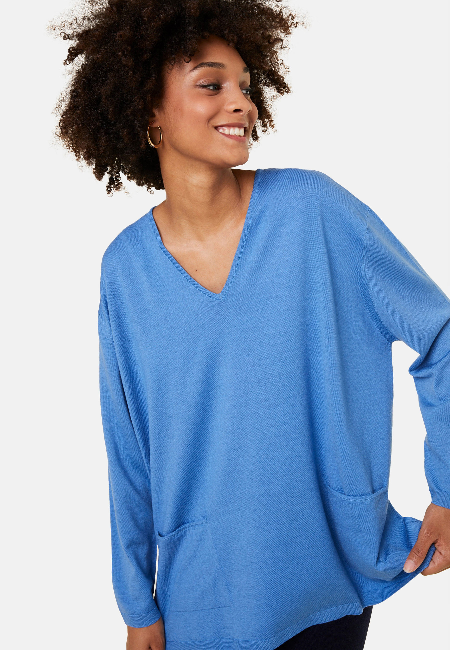 Loose V-neck sweater with pockets in merino wool - Albertine