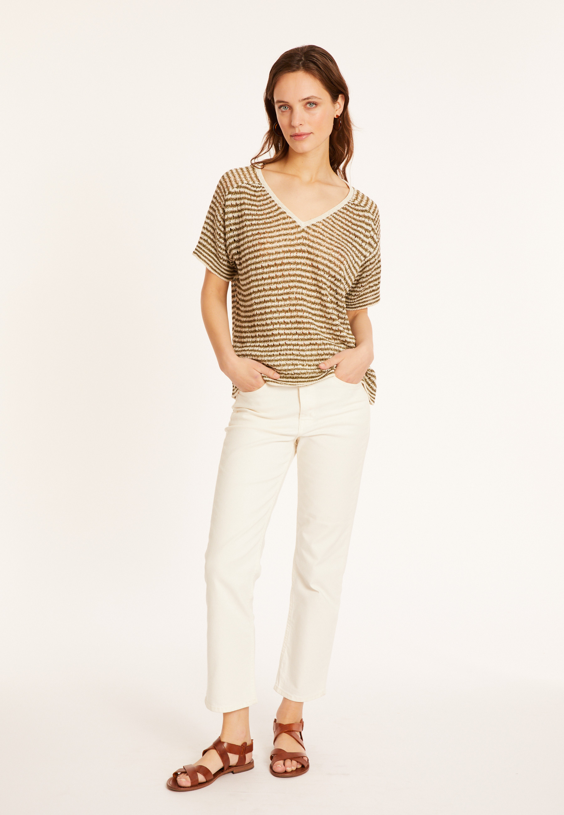 Openwork linen V-neck T-shirt - Marguerite