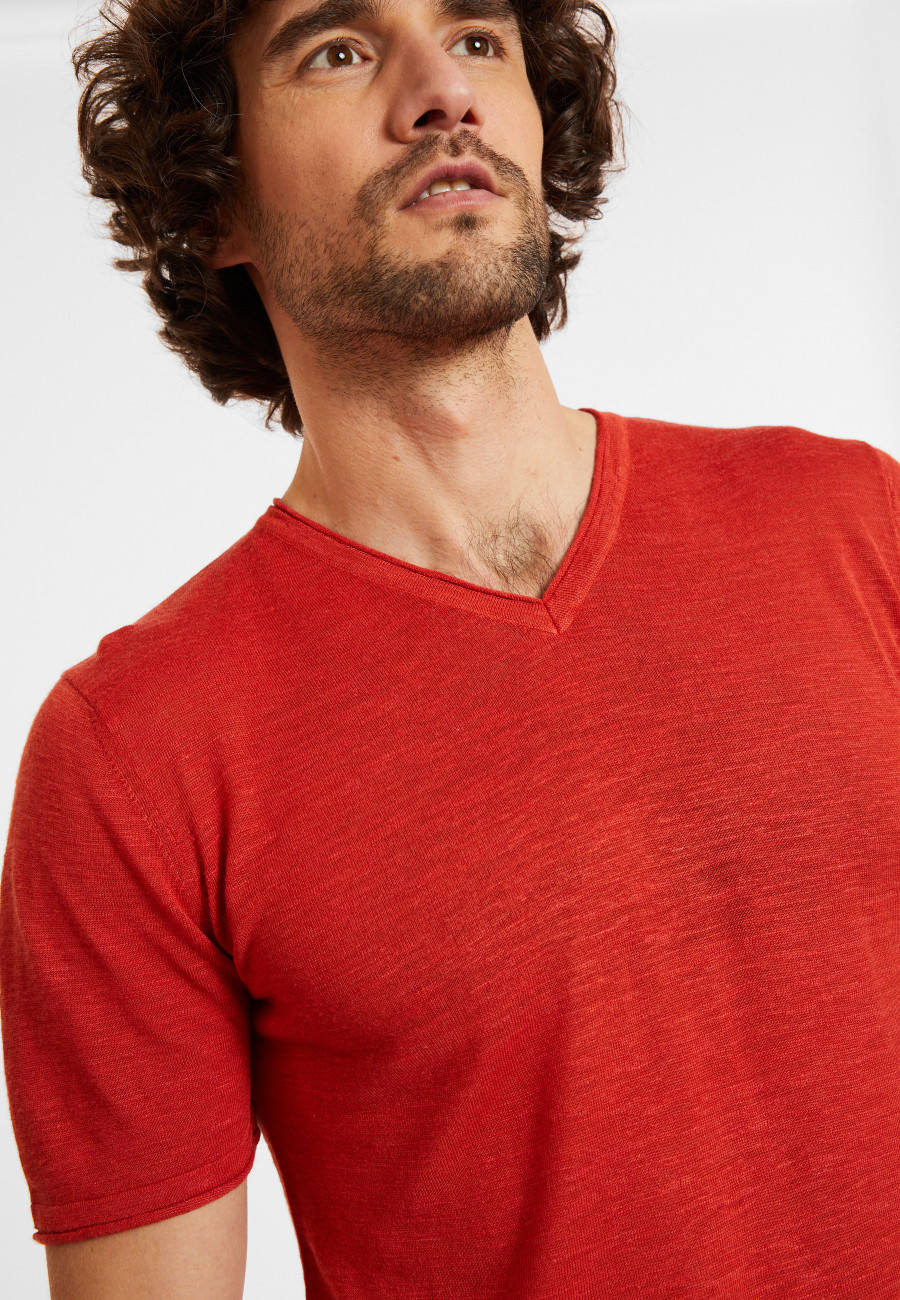 Camiseta de linho com decote em V - Reuben