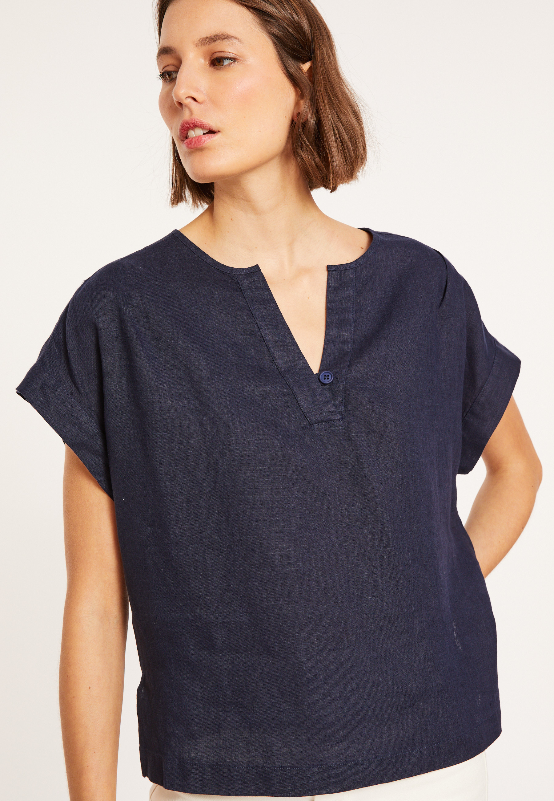 Blouse en lin manches courtes - Virginie 8040 marine - 05 Bleu marine