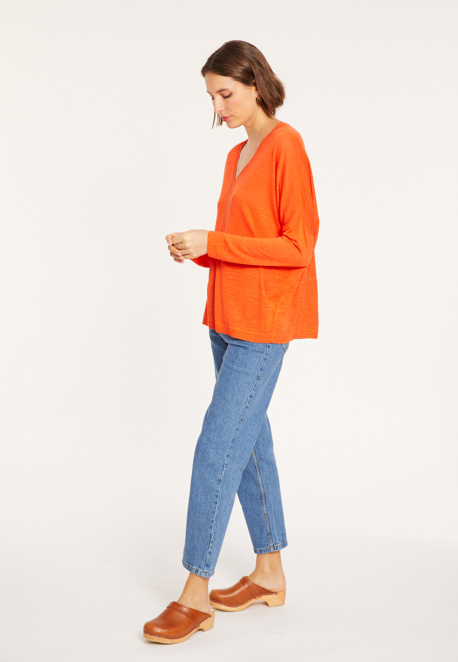 Oversized v-neck flamed linen t-shirt - Beja