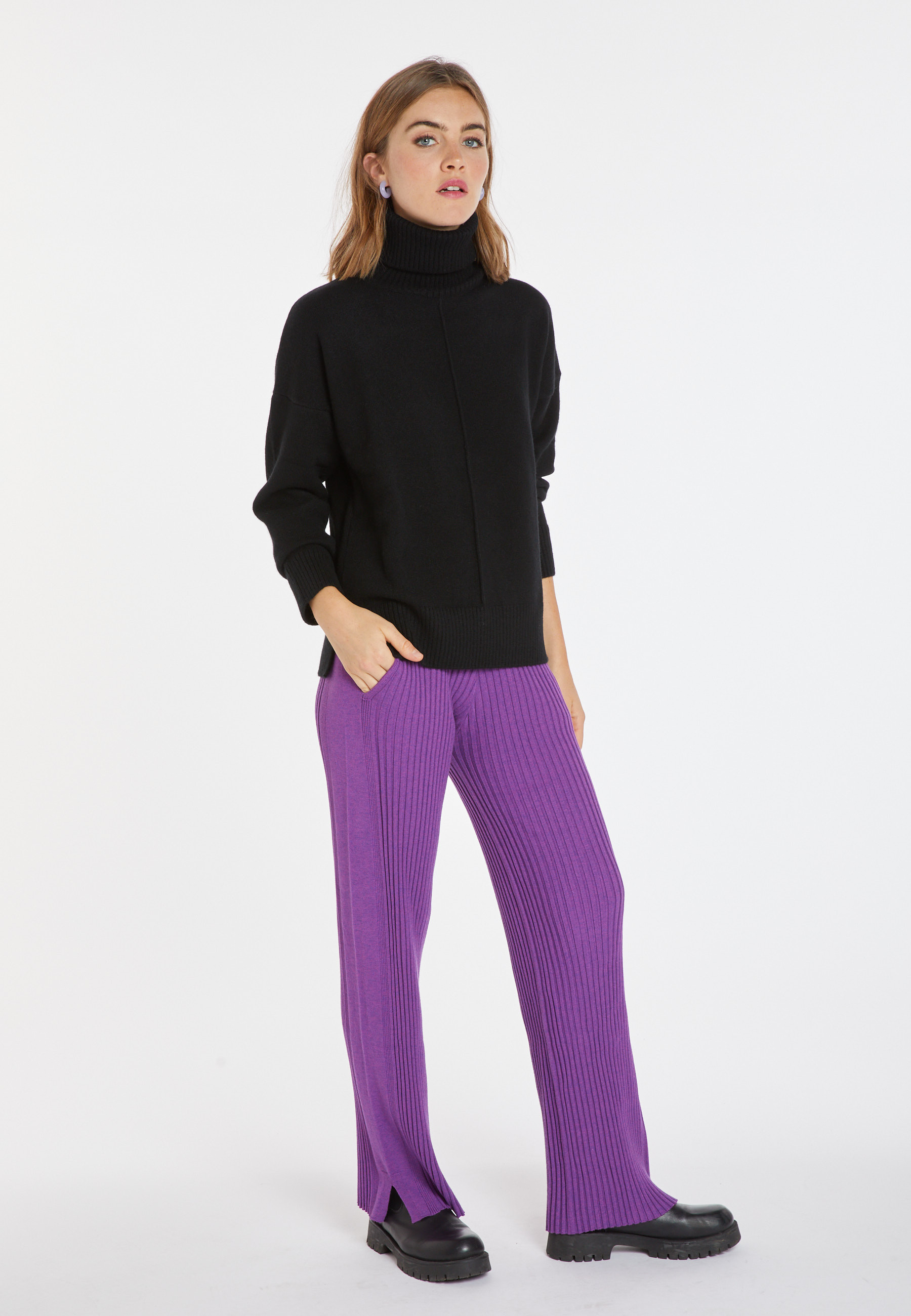 Turtleneck sweater with cashmere slits - Adena