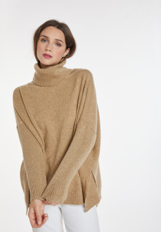 Loose-fitting turtleneck sweater in wool and cashmere - Clara