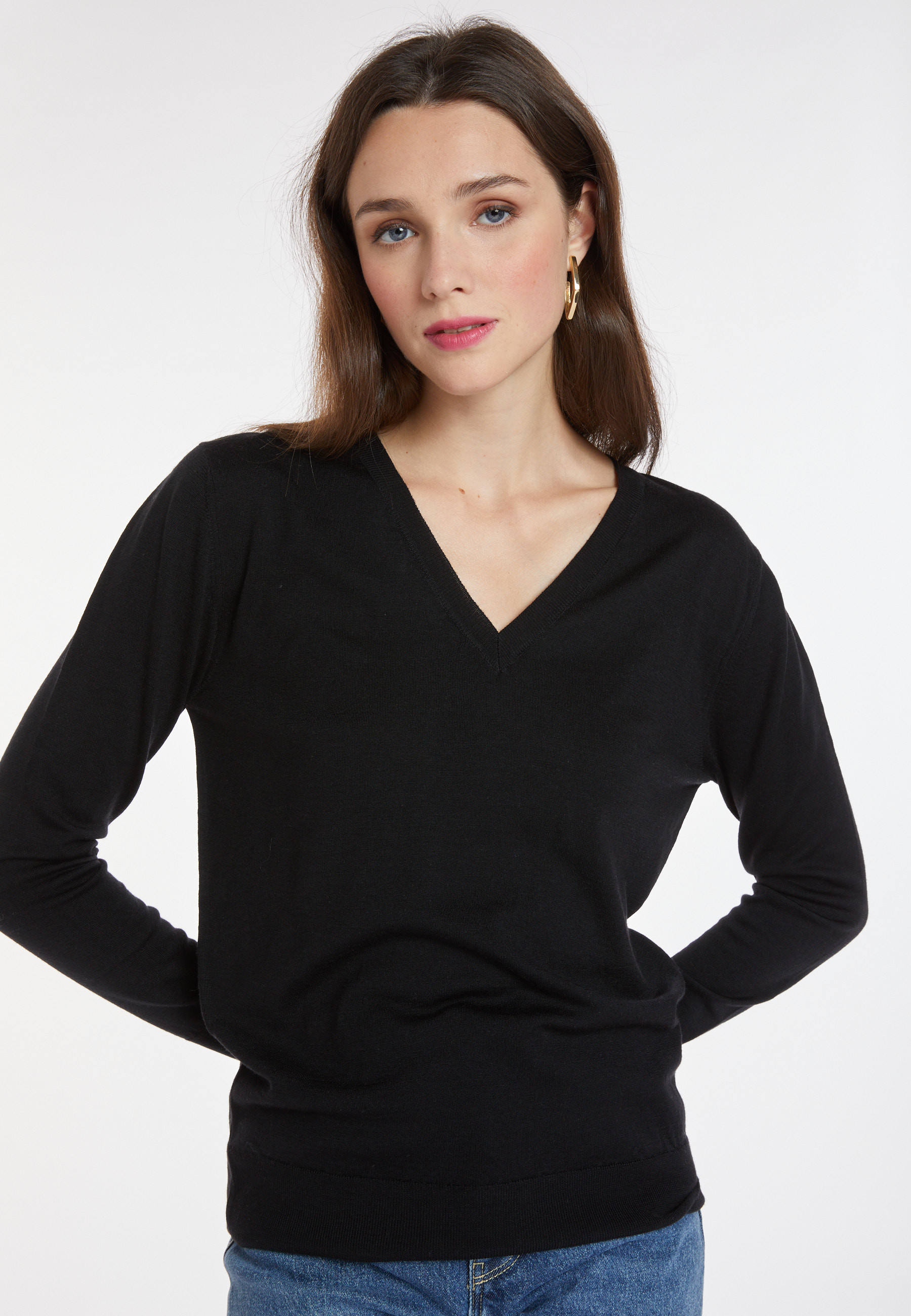 Pull col V en laine mérinos - Arya 8210