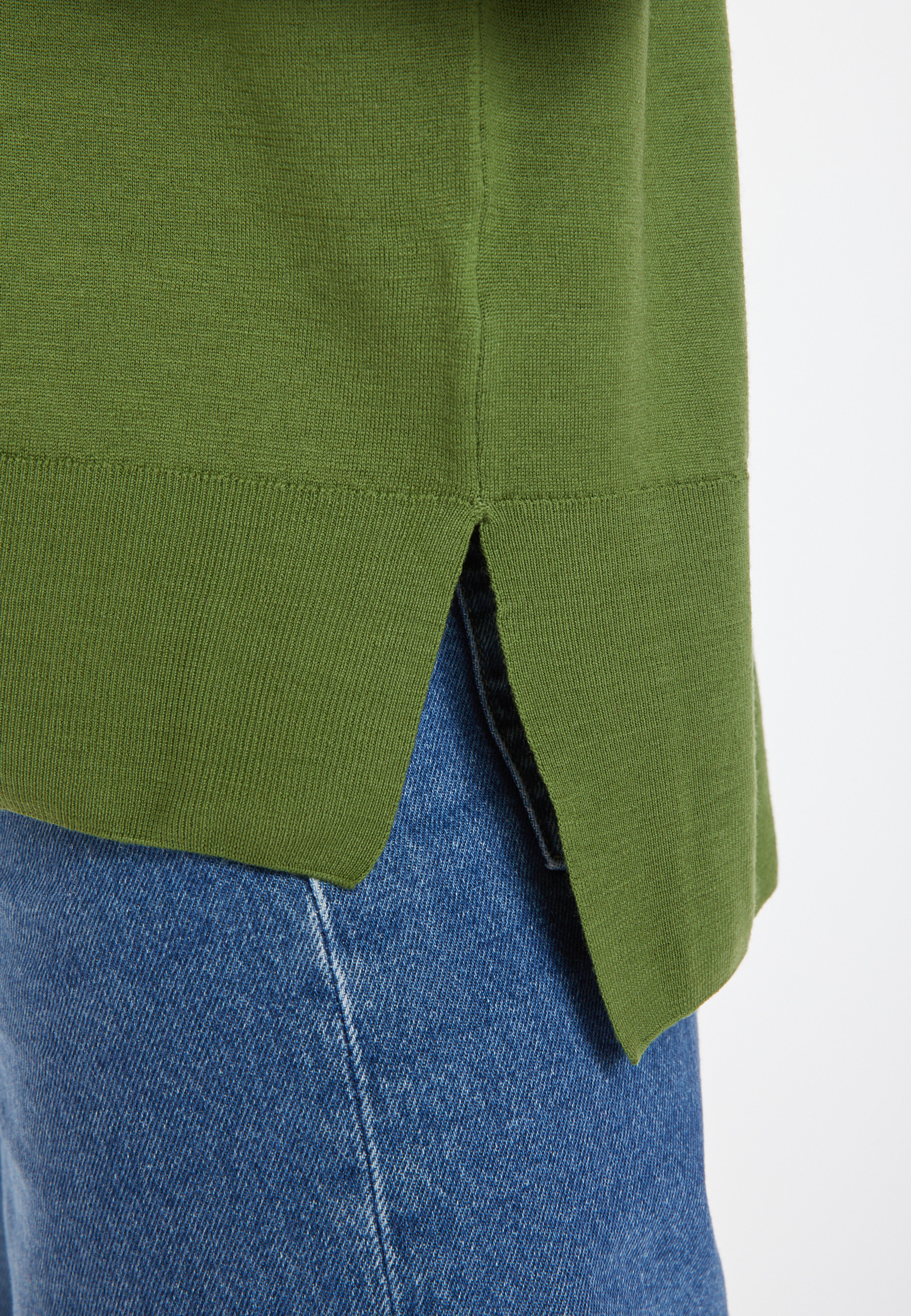 Pull col roulé à fentes en laine mérinos - Amy 8252