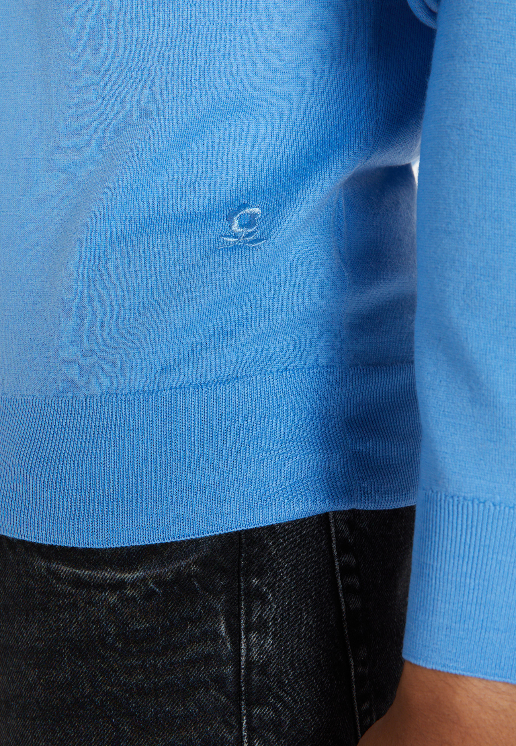 V-neck sweater with logo in merino wool - Elmo