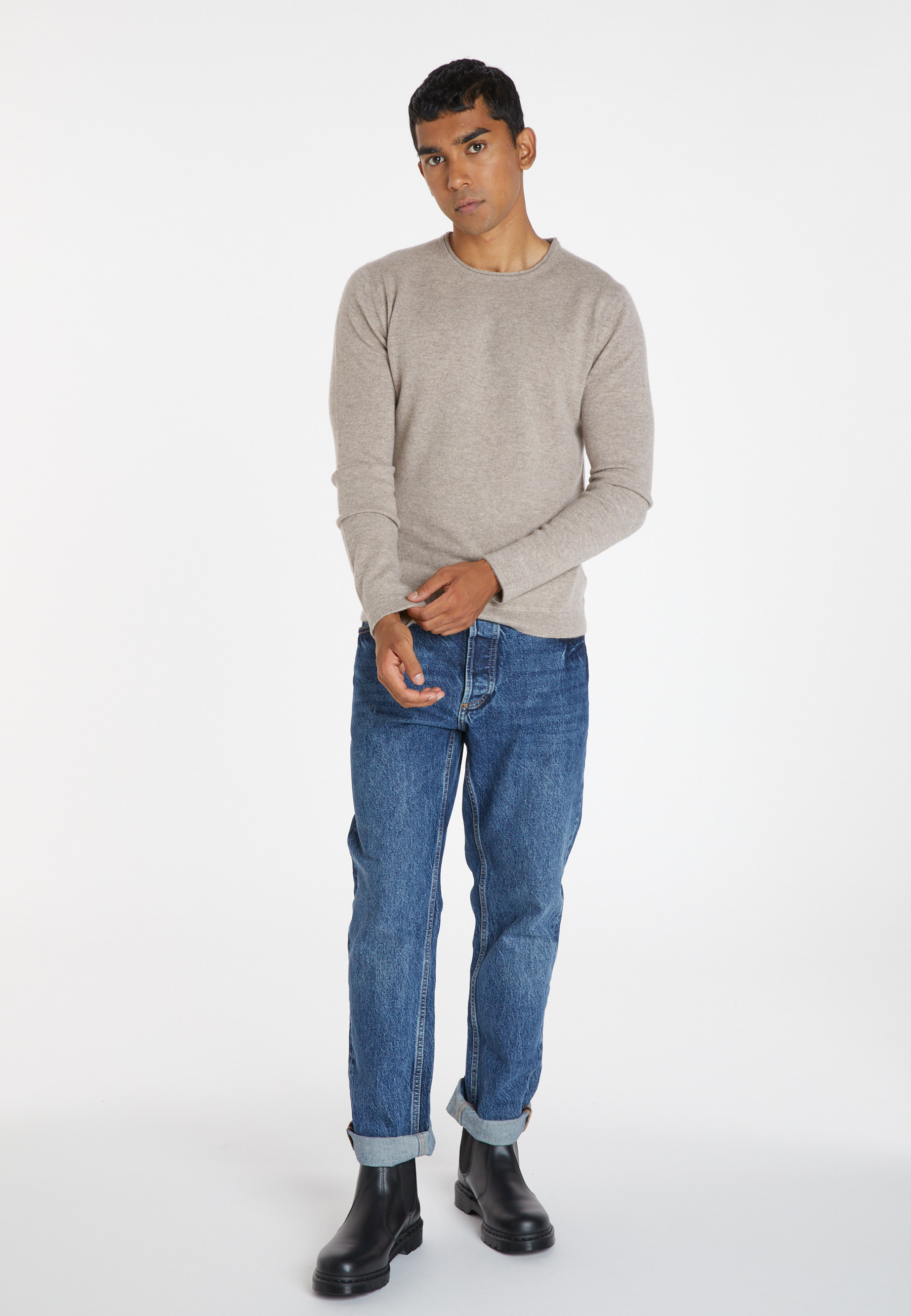 Round-neck cashmere sweater with rolled finishes - Ernest
