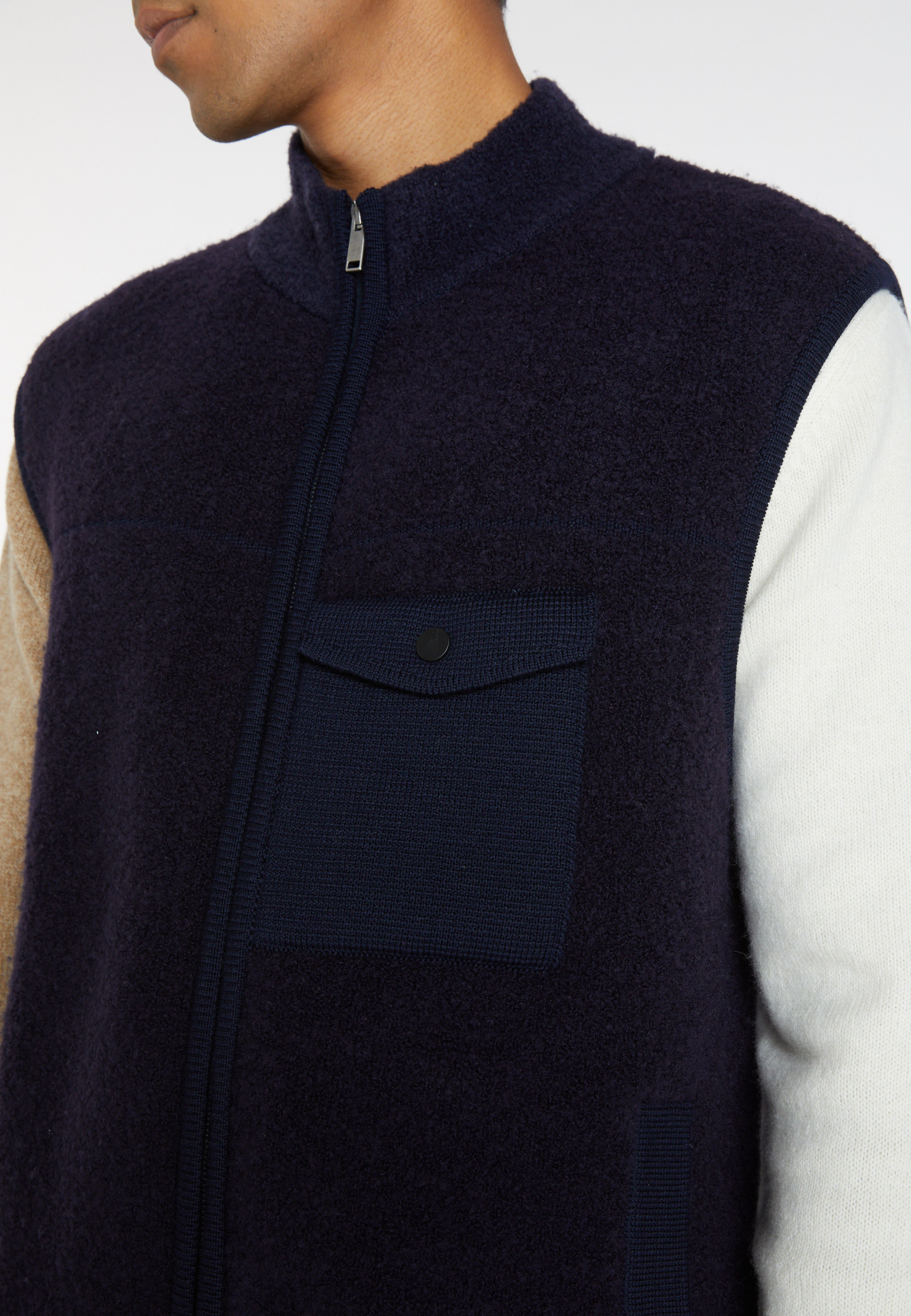 Sleeveless wool jacket - Siegfried