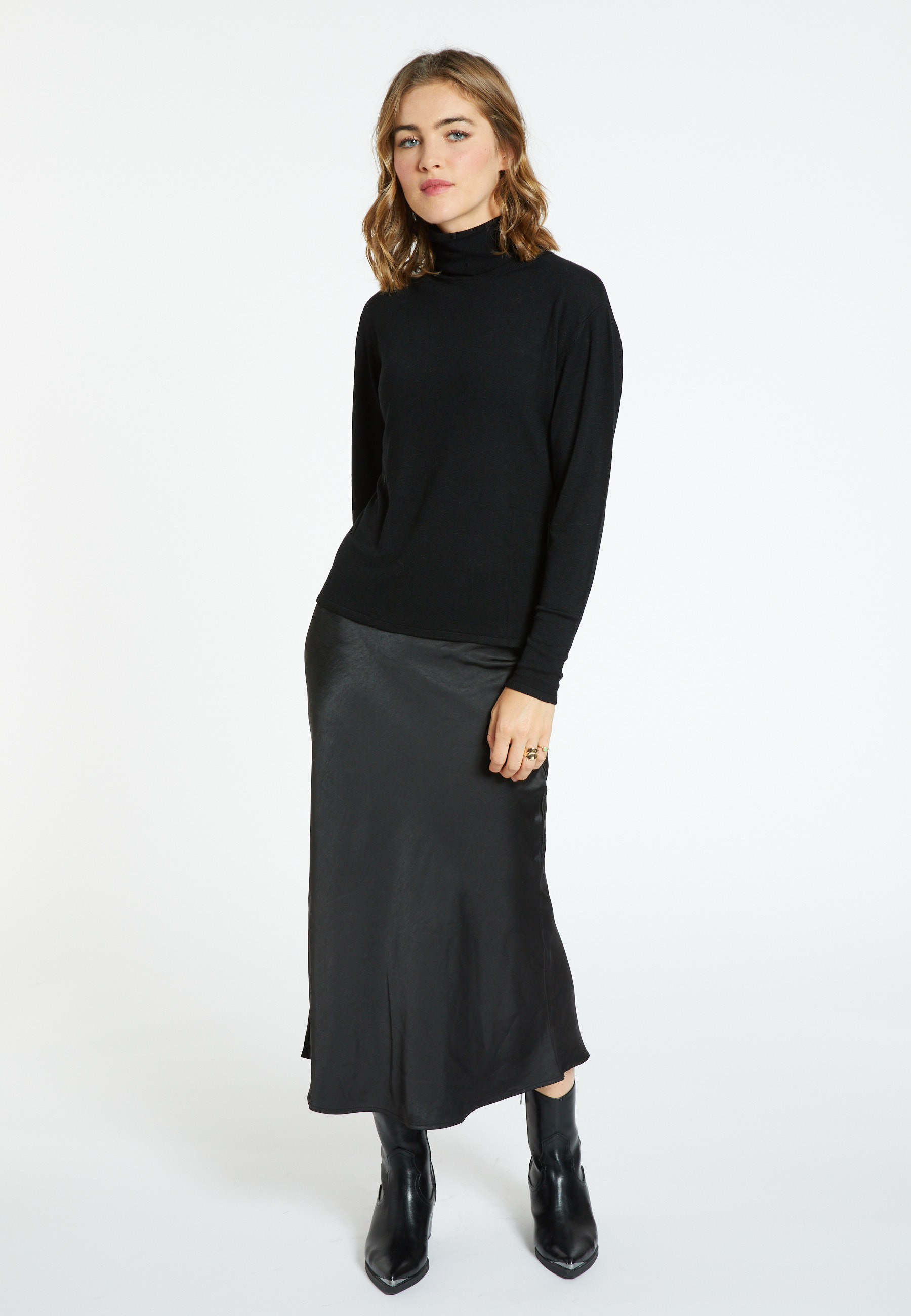 Bamboo cashmere turtleneck t-shirt - Aerio