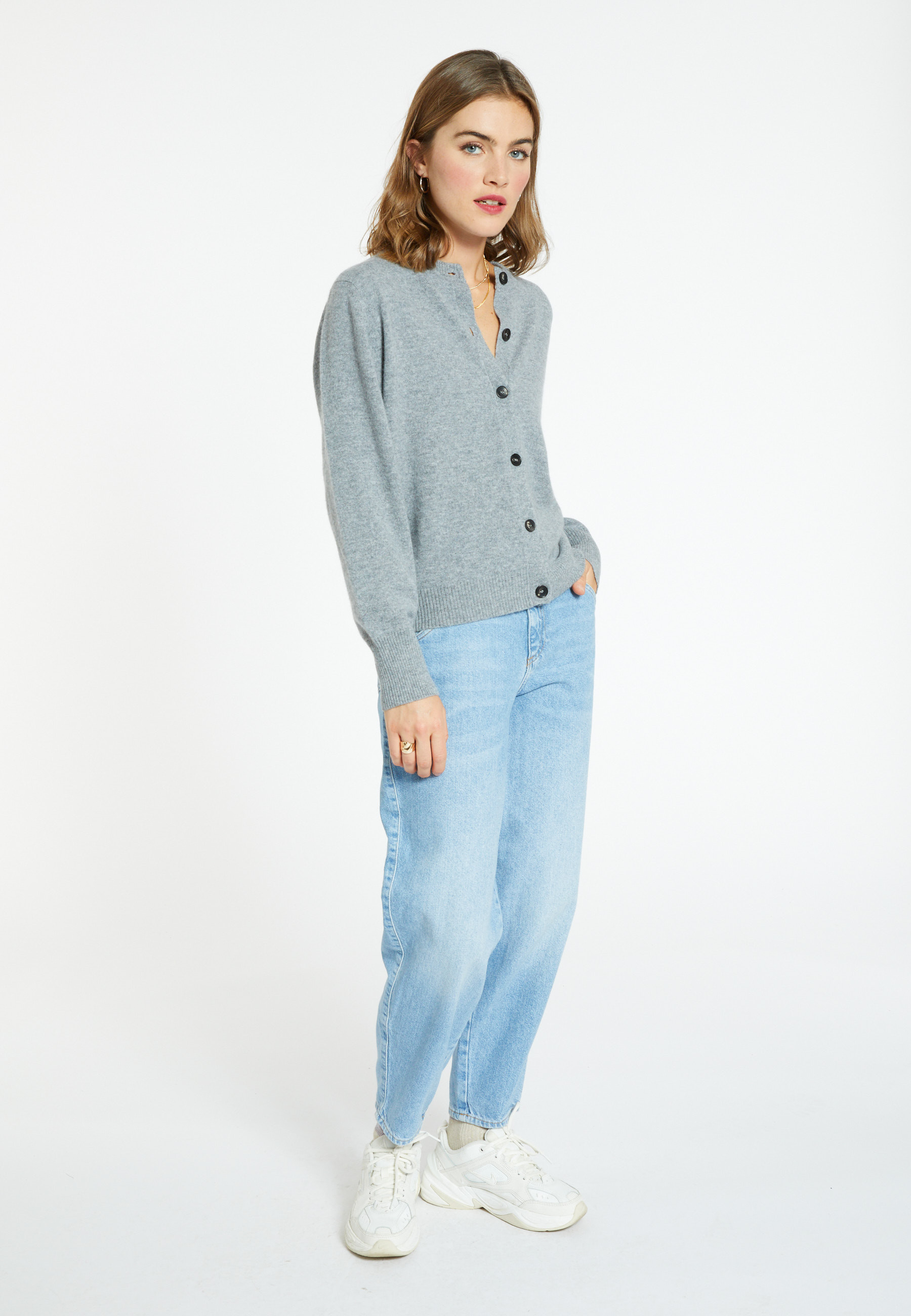 Cashmere round neck buttoned cardigan - Ari