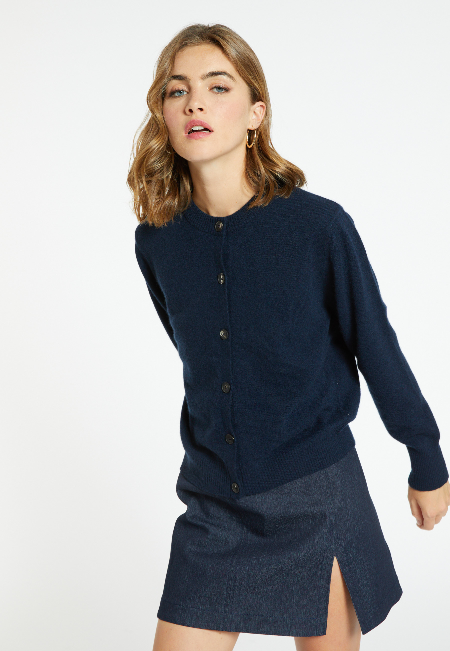 Cardigan boutonné en cachemire - Ari 8240