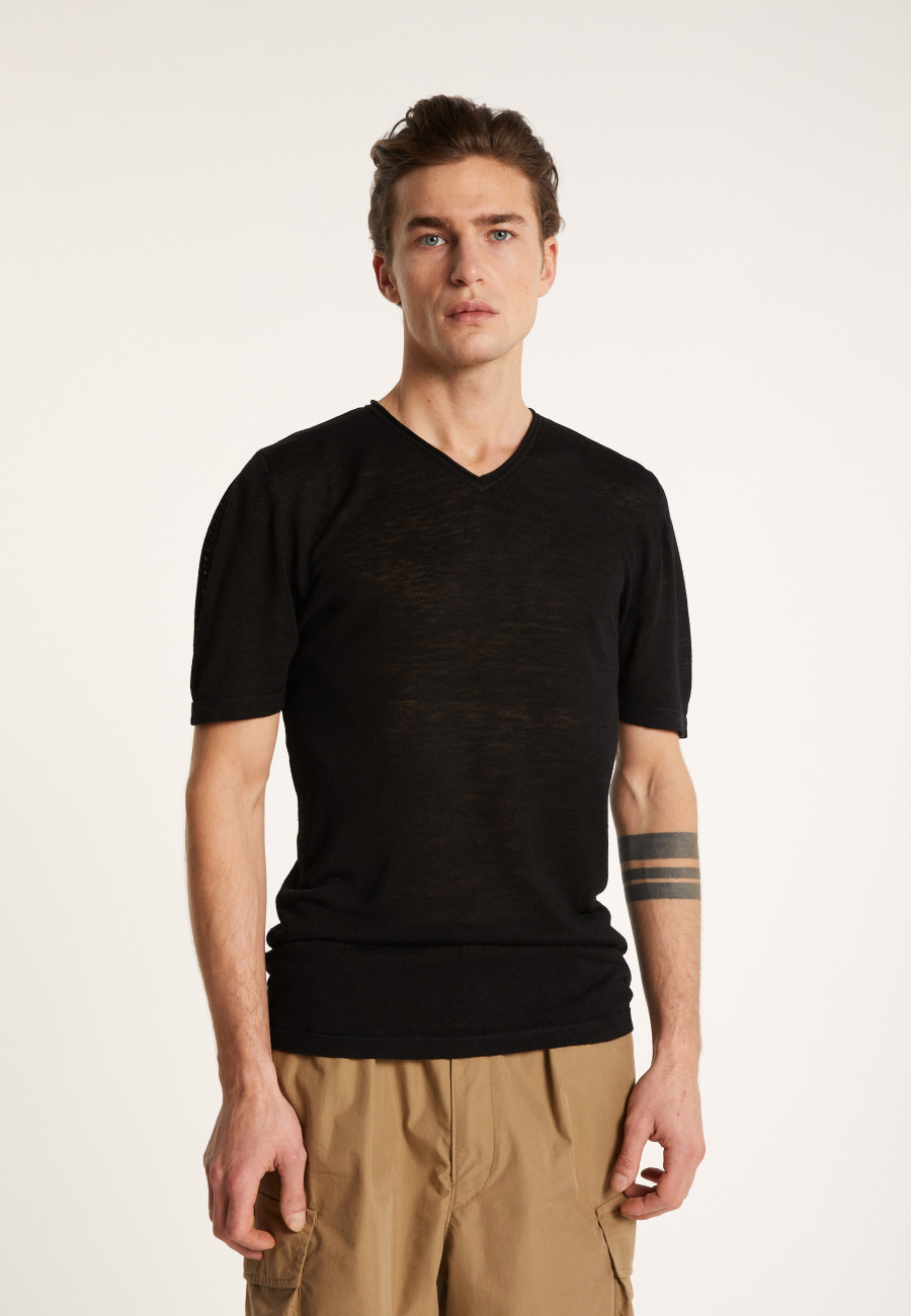 Camiseta de linho com decote em V - Reuben