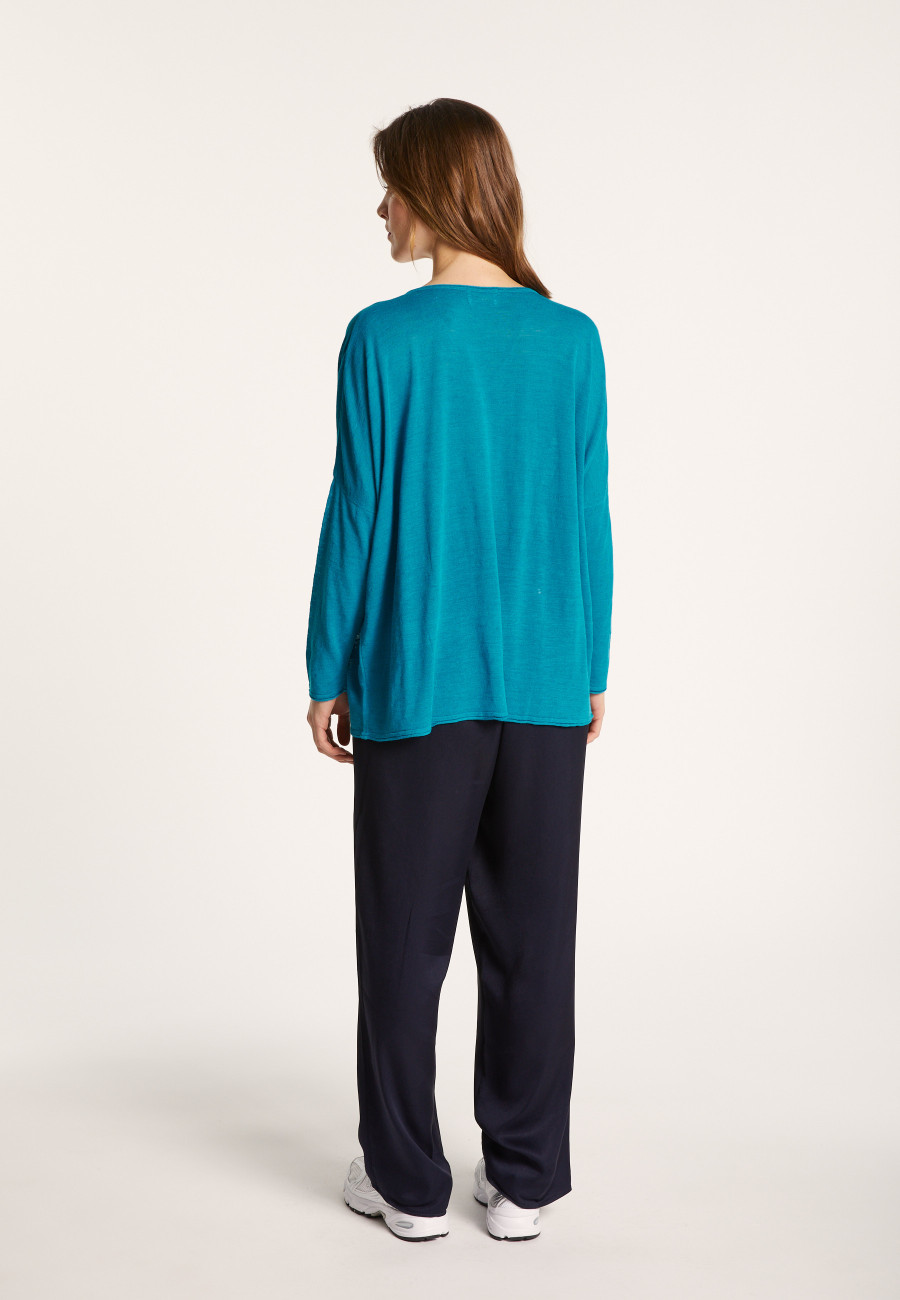 Long Sleeve V-neck T-shirt - Balou