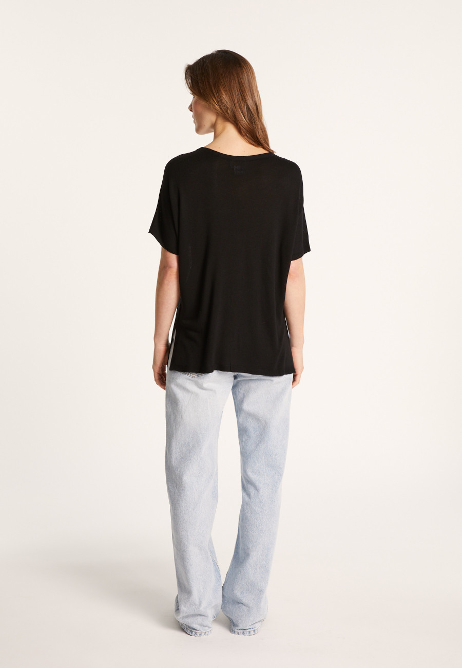 Loose-fitting T-shirt with slits - Nova