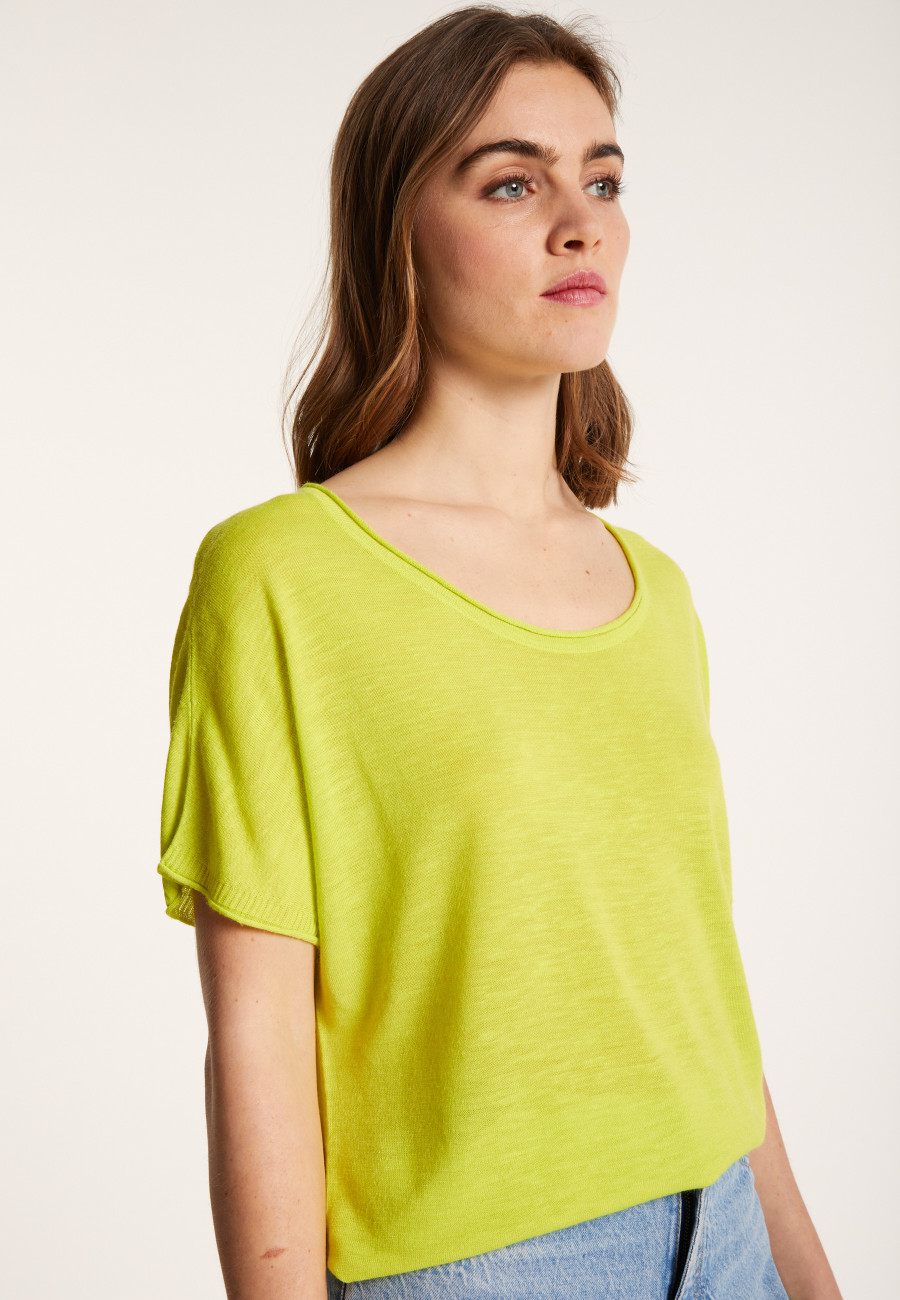 Camiseta de linho com gola redonda e babados - Loli