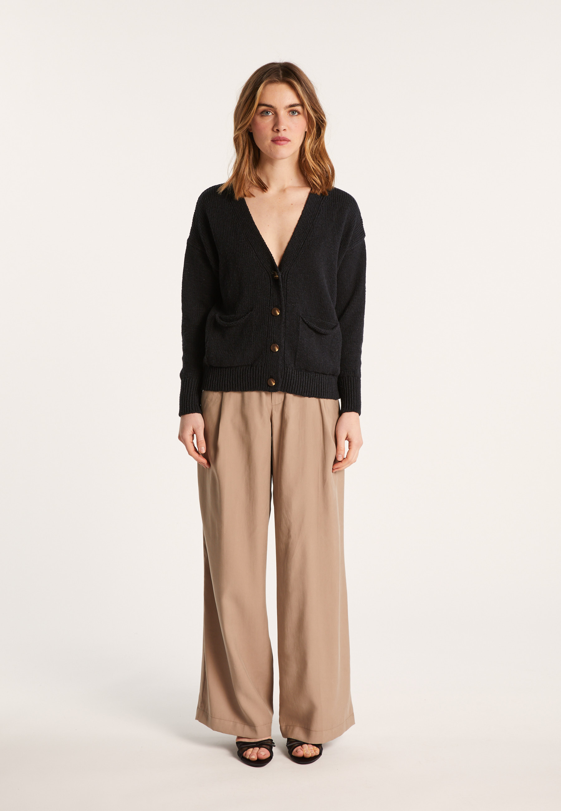 Gilet col V en coton et lin - Nais