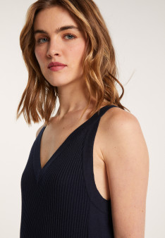 637809 LEAH COTON LIN