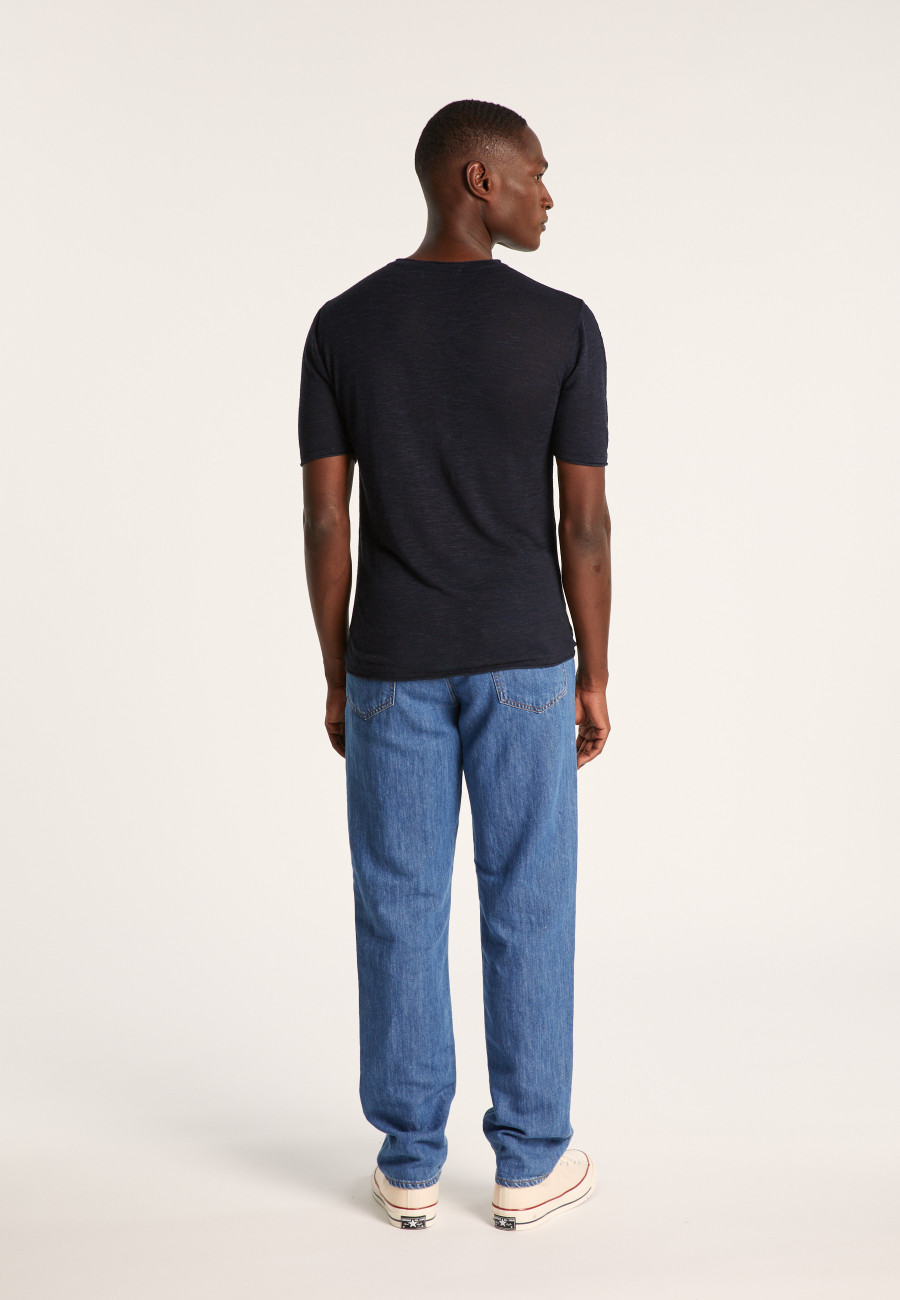 Camiseta de linho com decote em V - Reuben