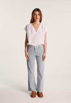 Linen V-neck T-shirt - Dala