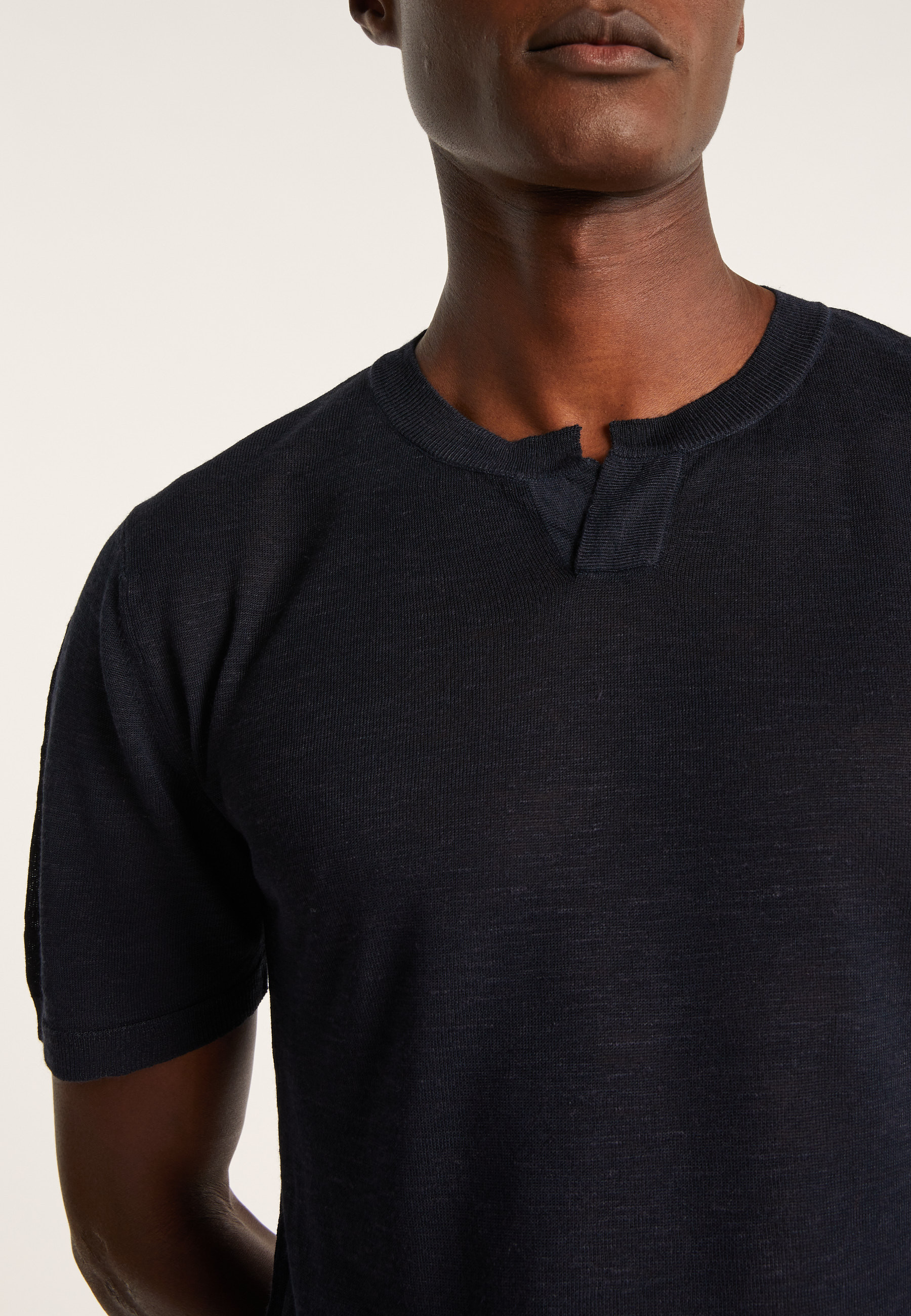 T-shirt col tunisien en lin flammé - Baraka 7212 fusain - 83 Kaki