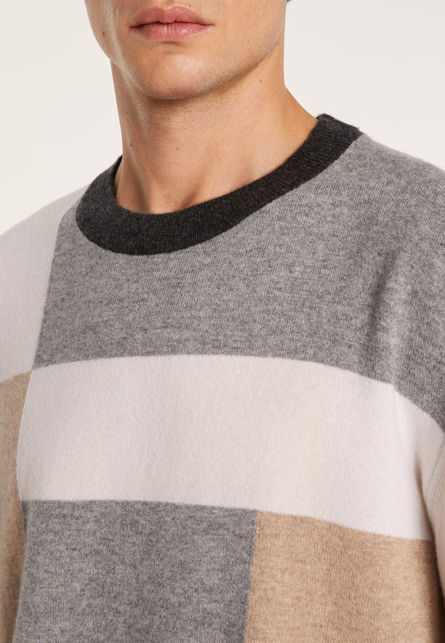 Suéter de cashmere com estampa geométrica - Lima