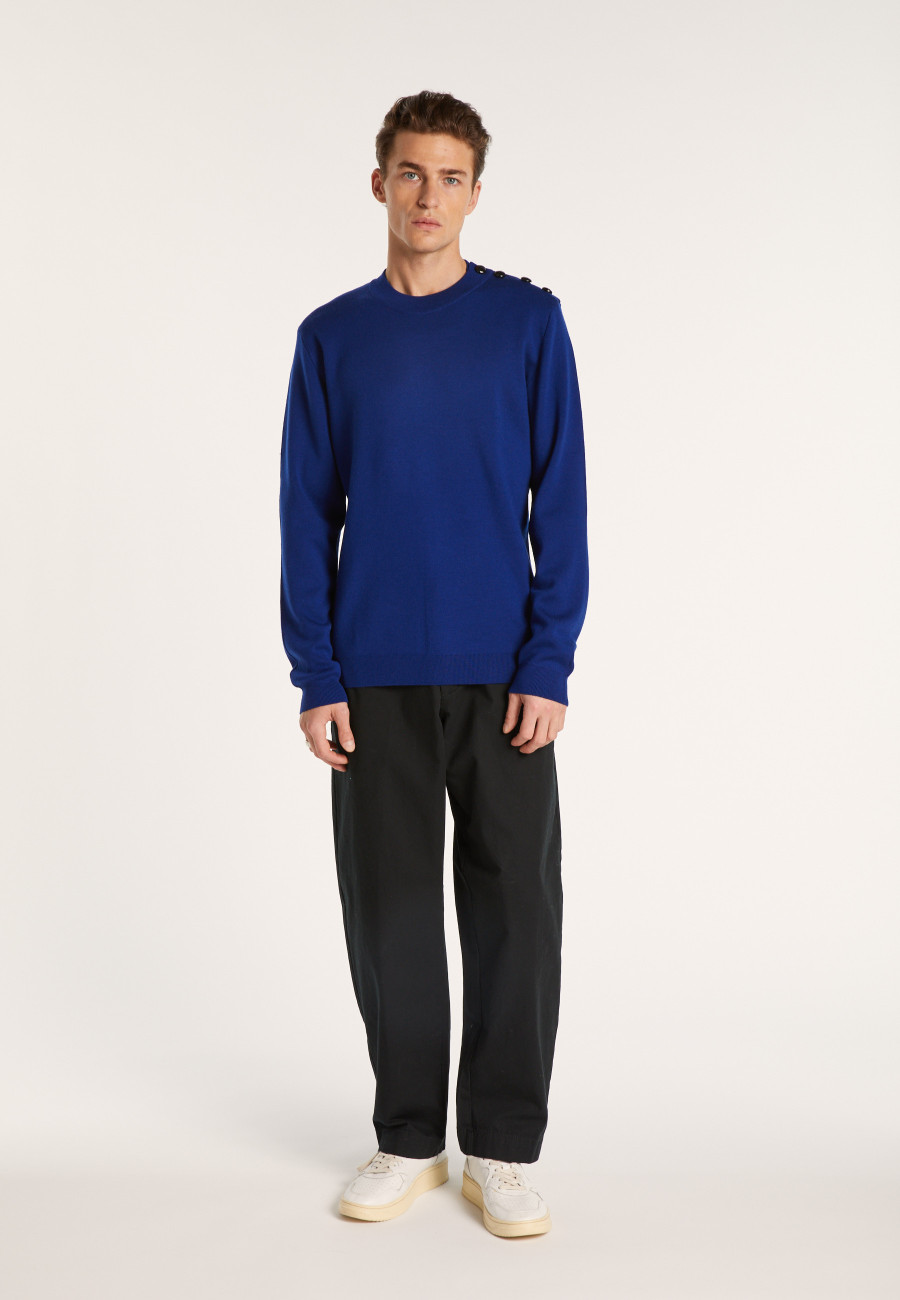 Pull en laine avec boutons - Legende