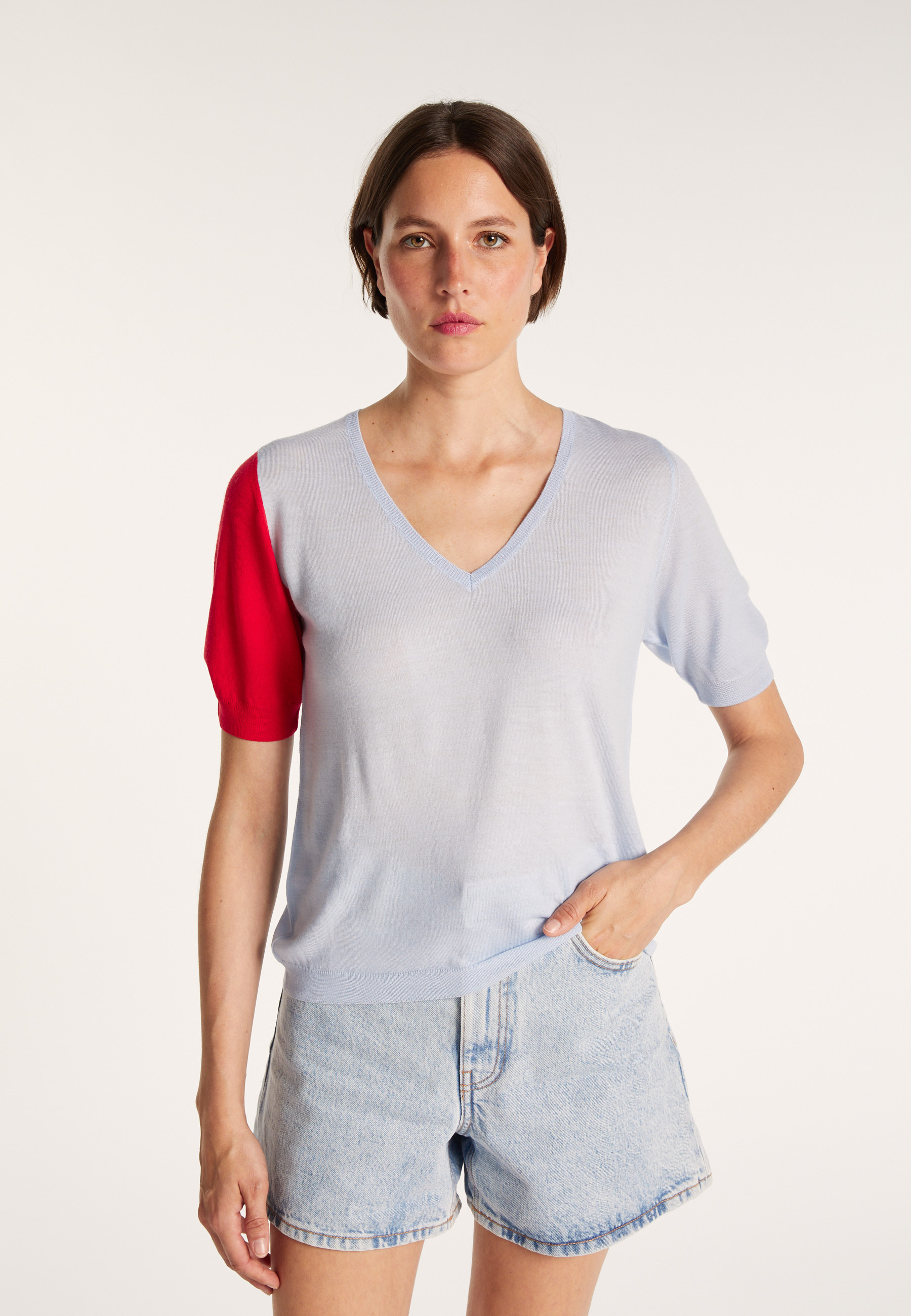 T-shirt bicolore col V - Jackie