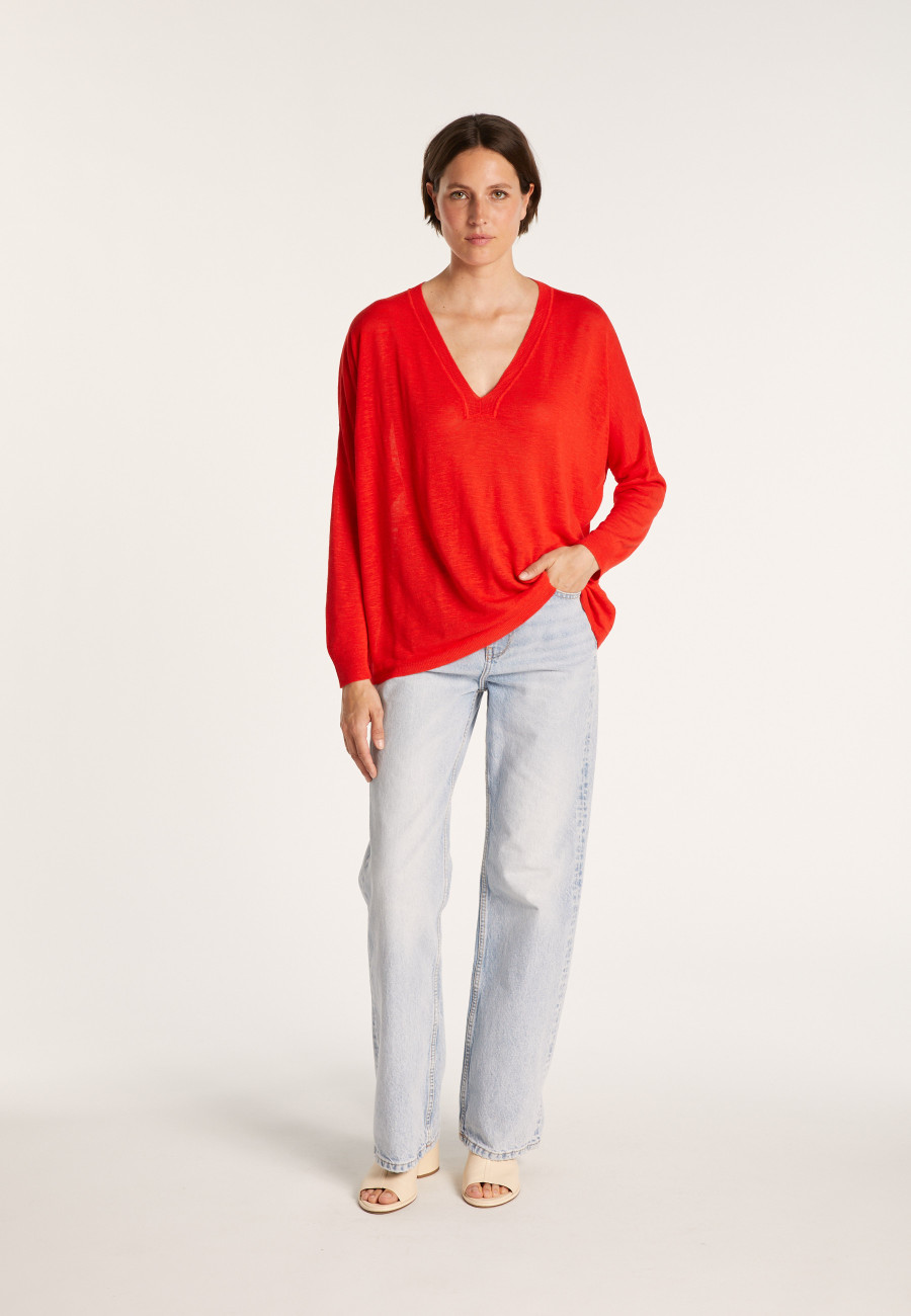 Camiseta de linho com decote largo e corte em V - Beja