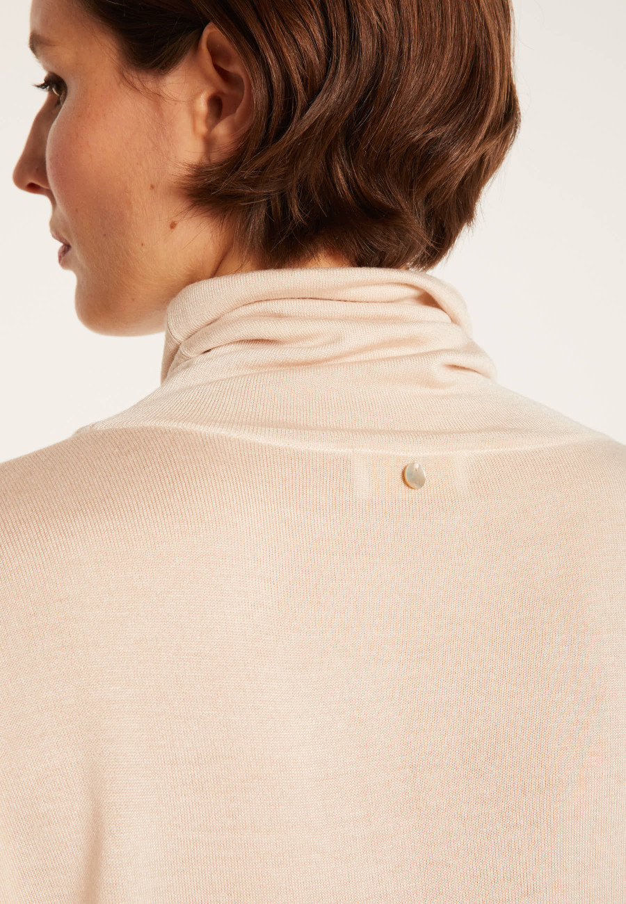 Suéter oversized de gola alta em fibra de caxemira de bambu - Heva