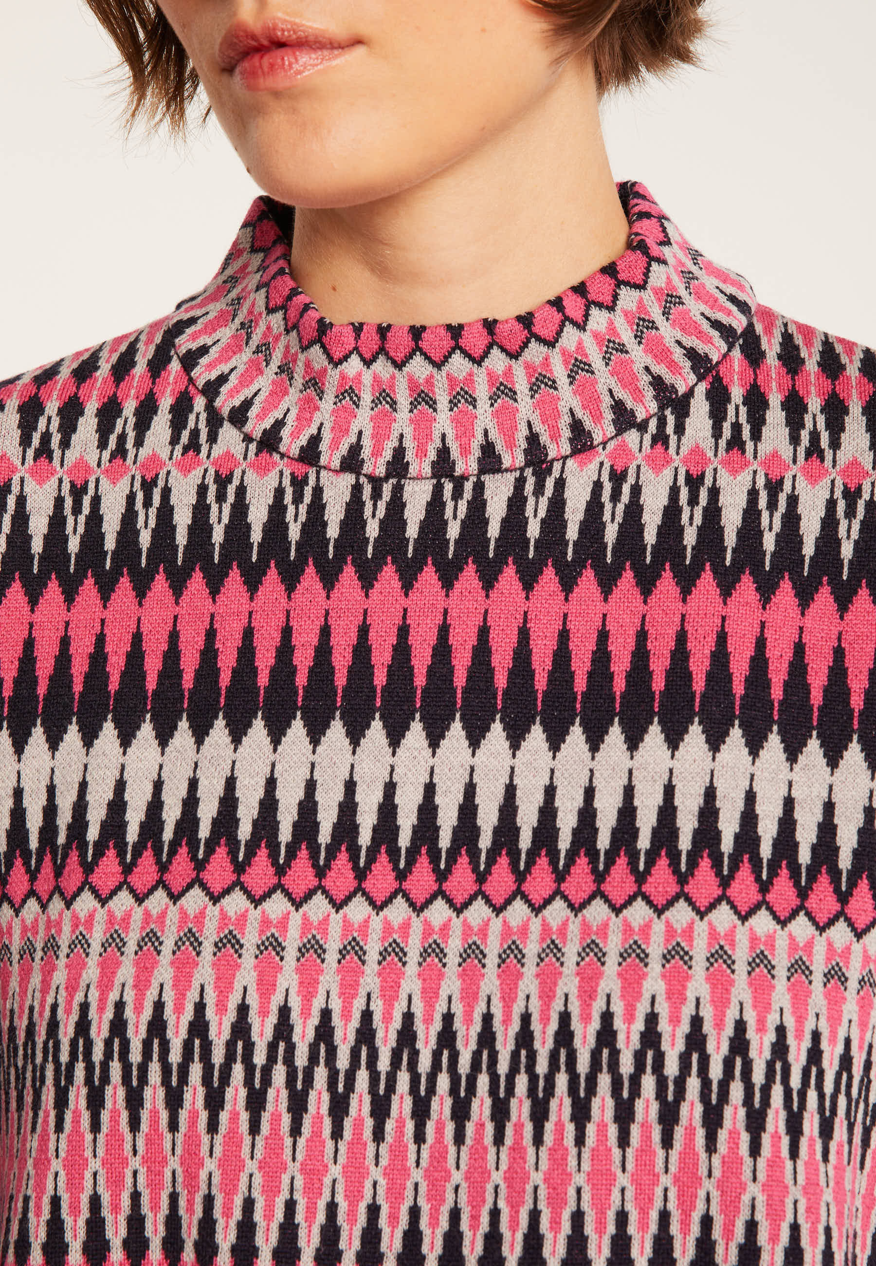 Pull motifs aztèques en  laine - Fidji 7159 marine/vapeur/pivoine 05 Bleu marine