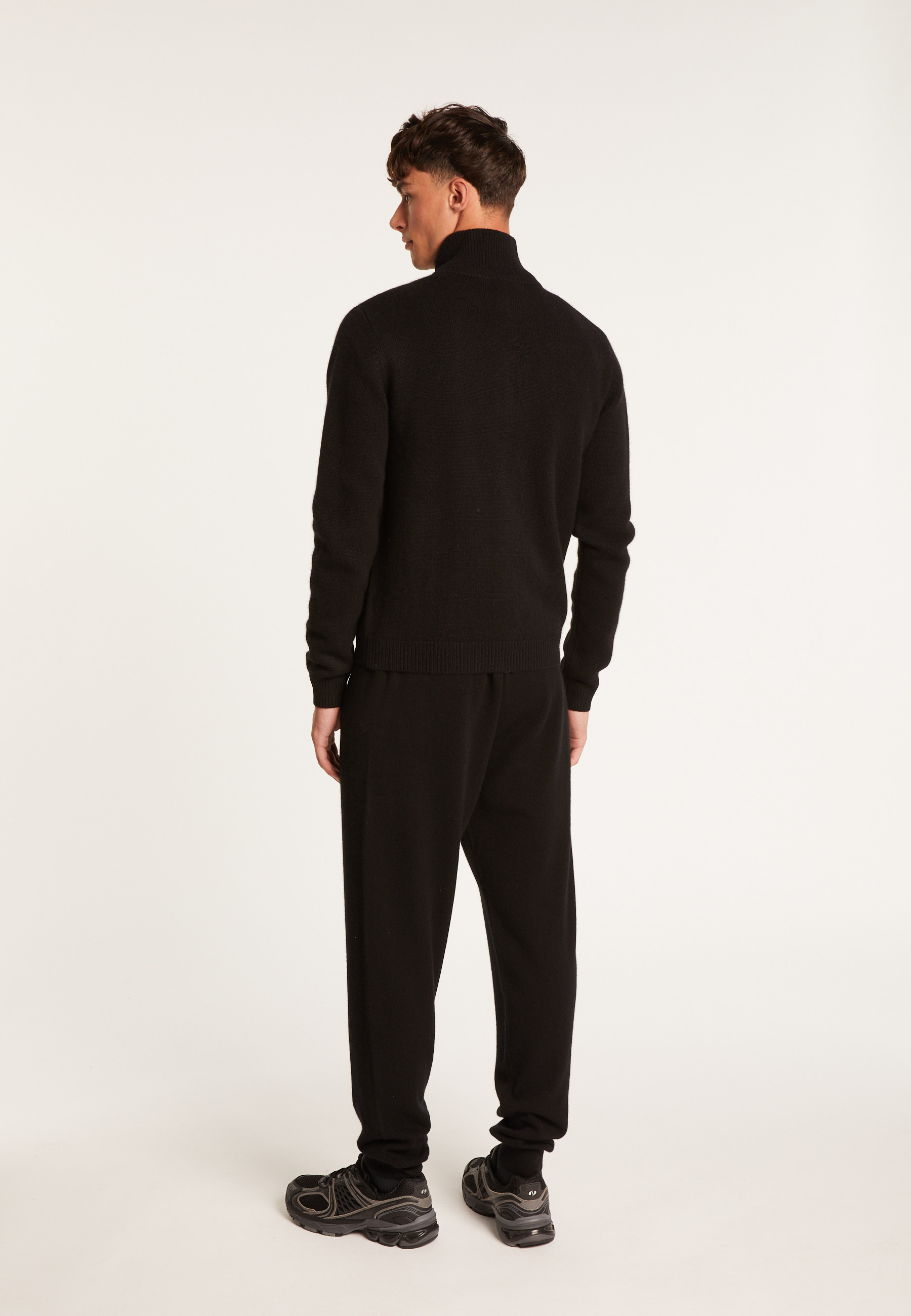 Gilet zippé en cachemire 4 fils - Balthazar 6610 noir - 01 Noir