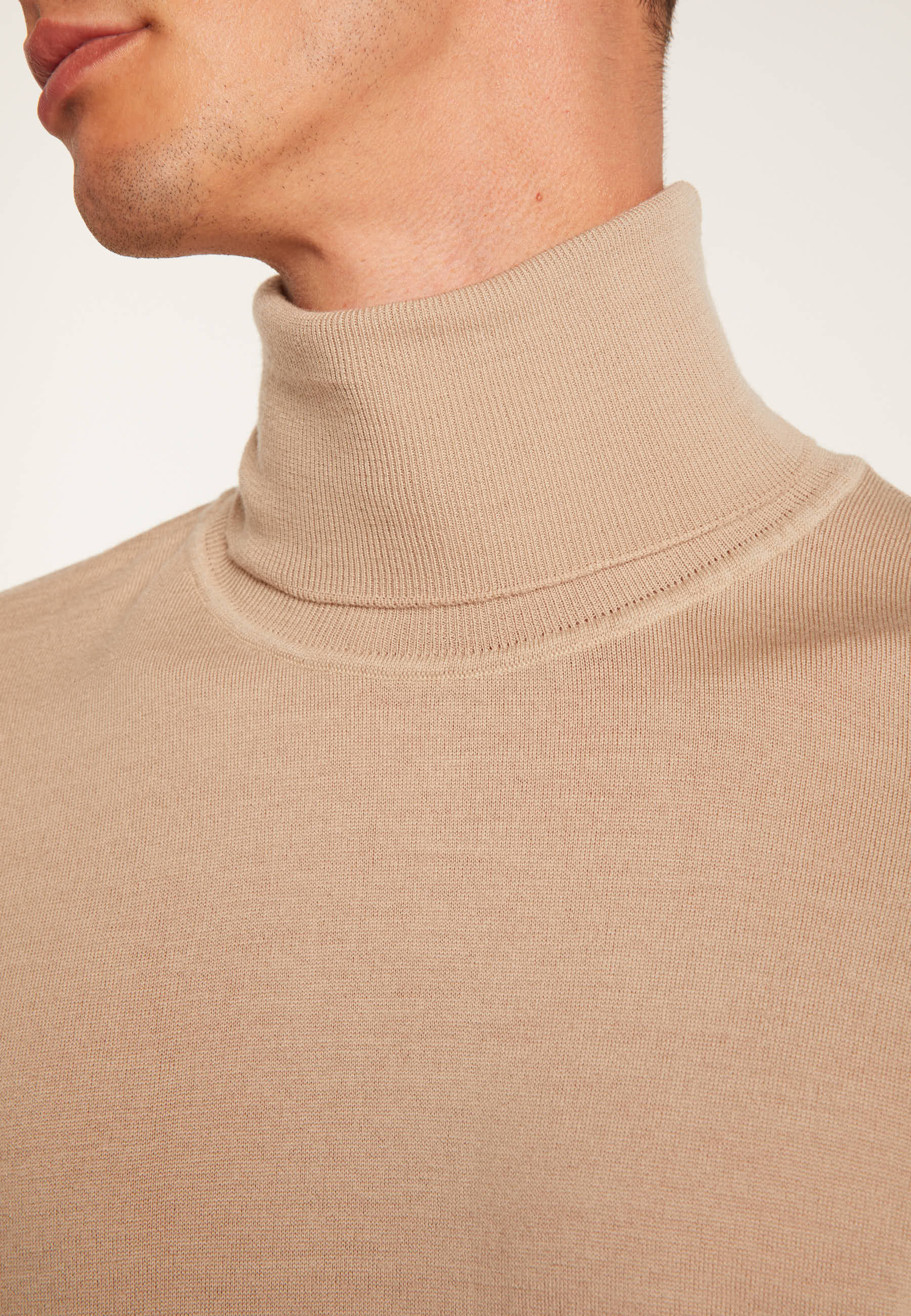 Pull col roulé en laine - Berry