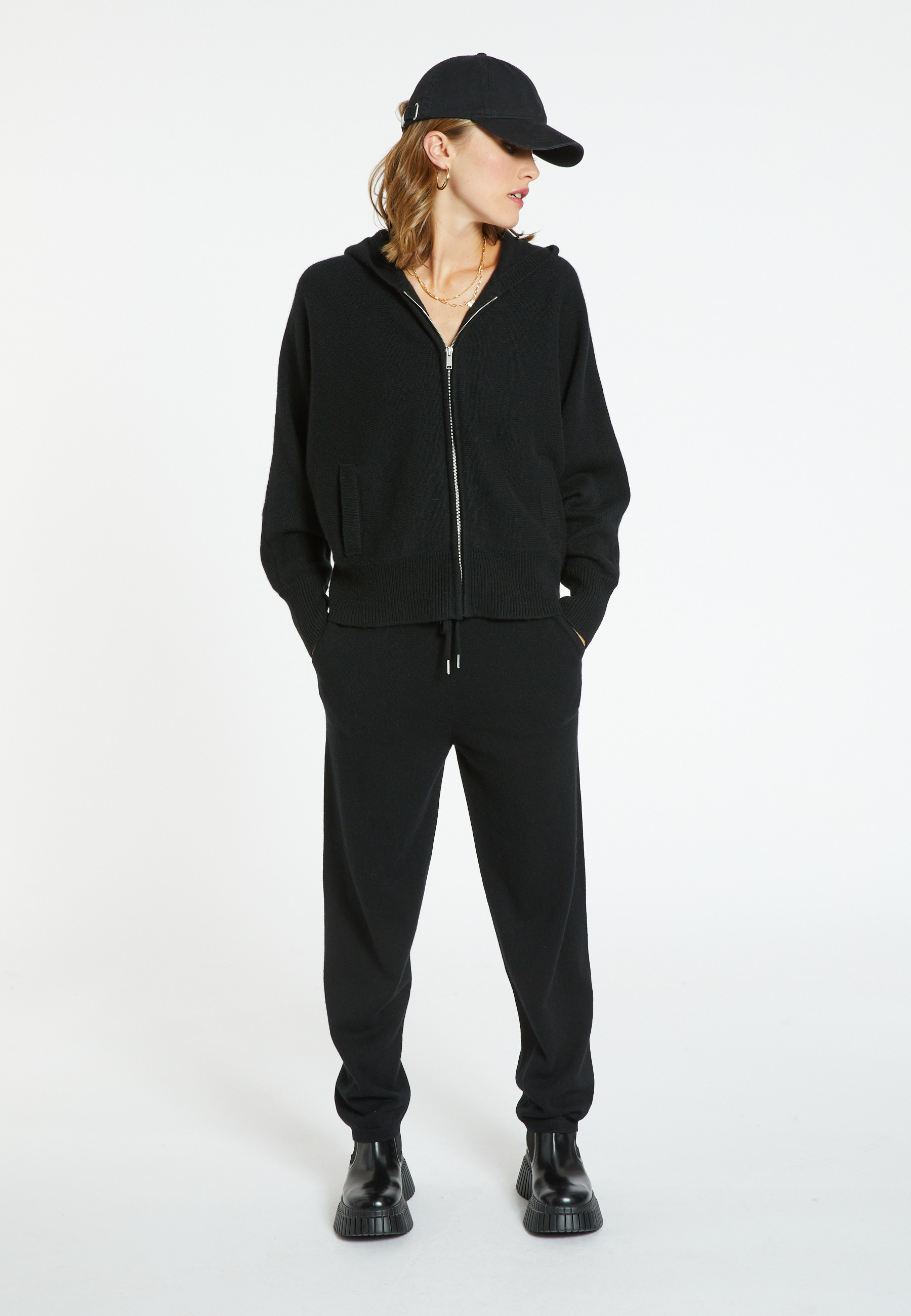 Zipped hooded jacket in 100% cashmere GABIN