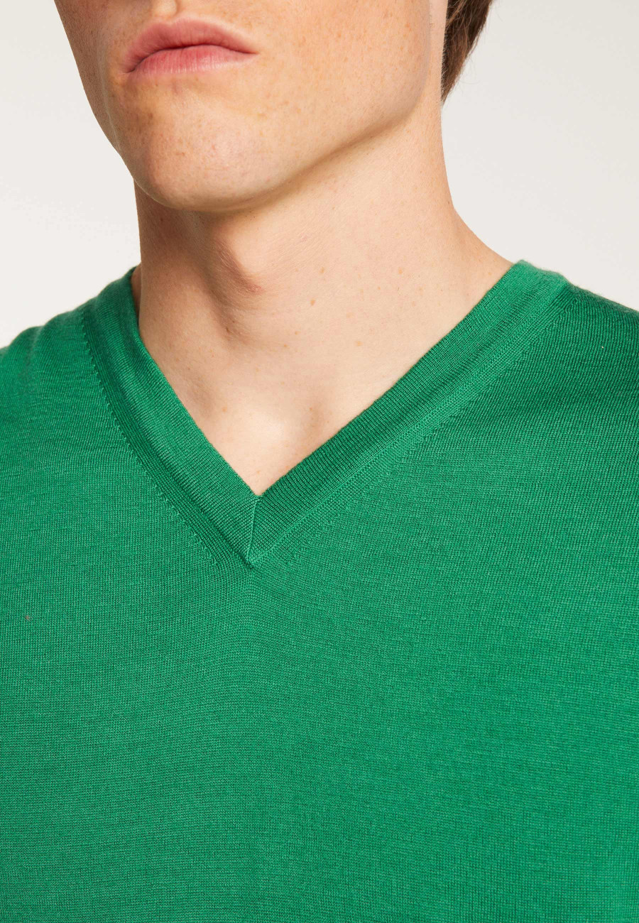 Merino Wool V-Neck Sweater - Elmo