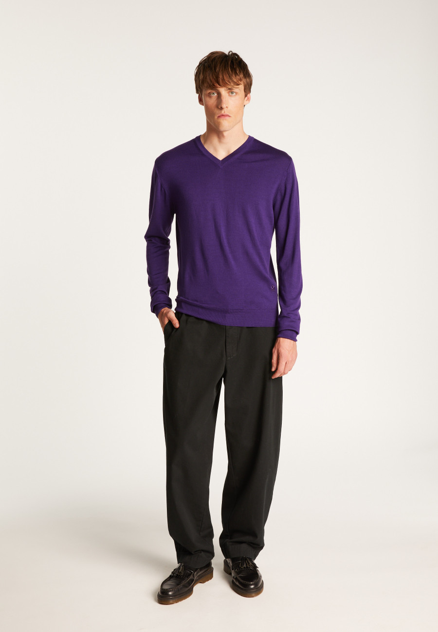 Suéter de lã merino com decote em V - Elmo