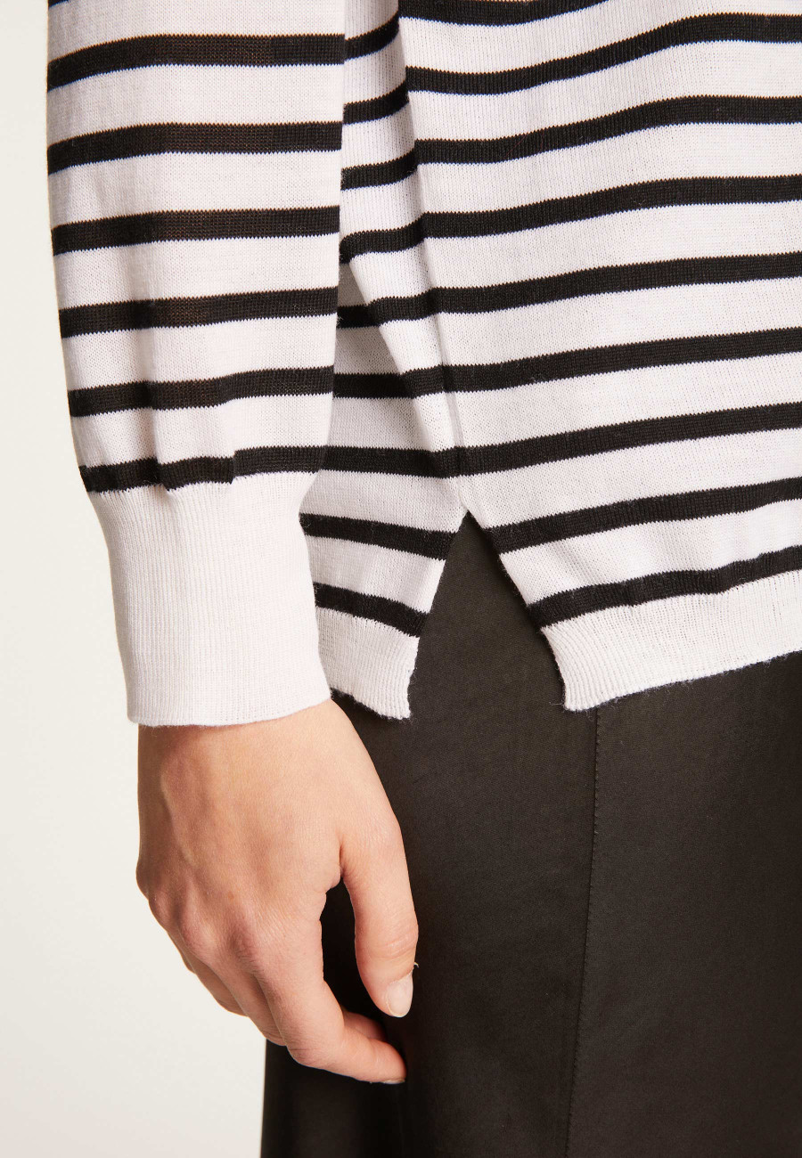 Blusa marinheira de lã merino com decote em V - Rex