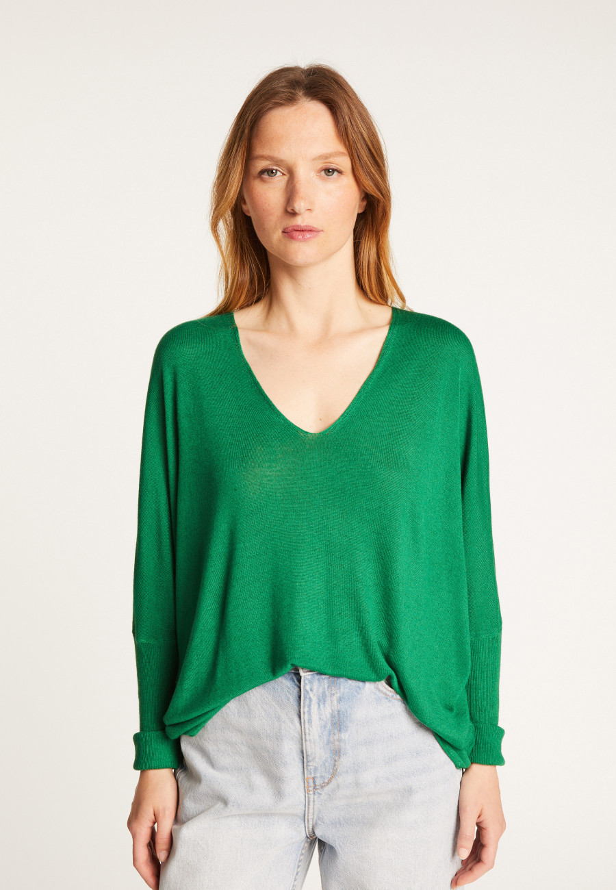 Camiseta oversized com decote em V em fibra de cashmere de bambu - Rica