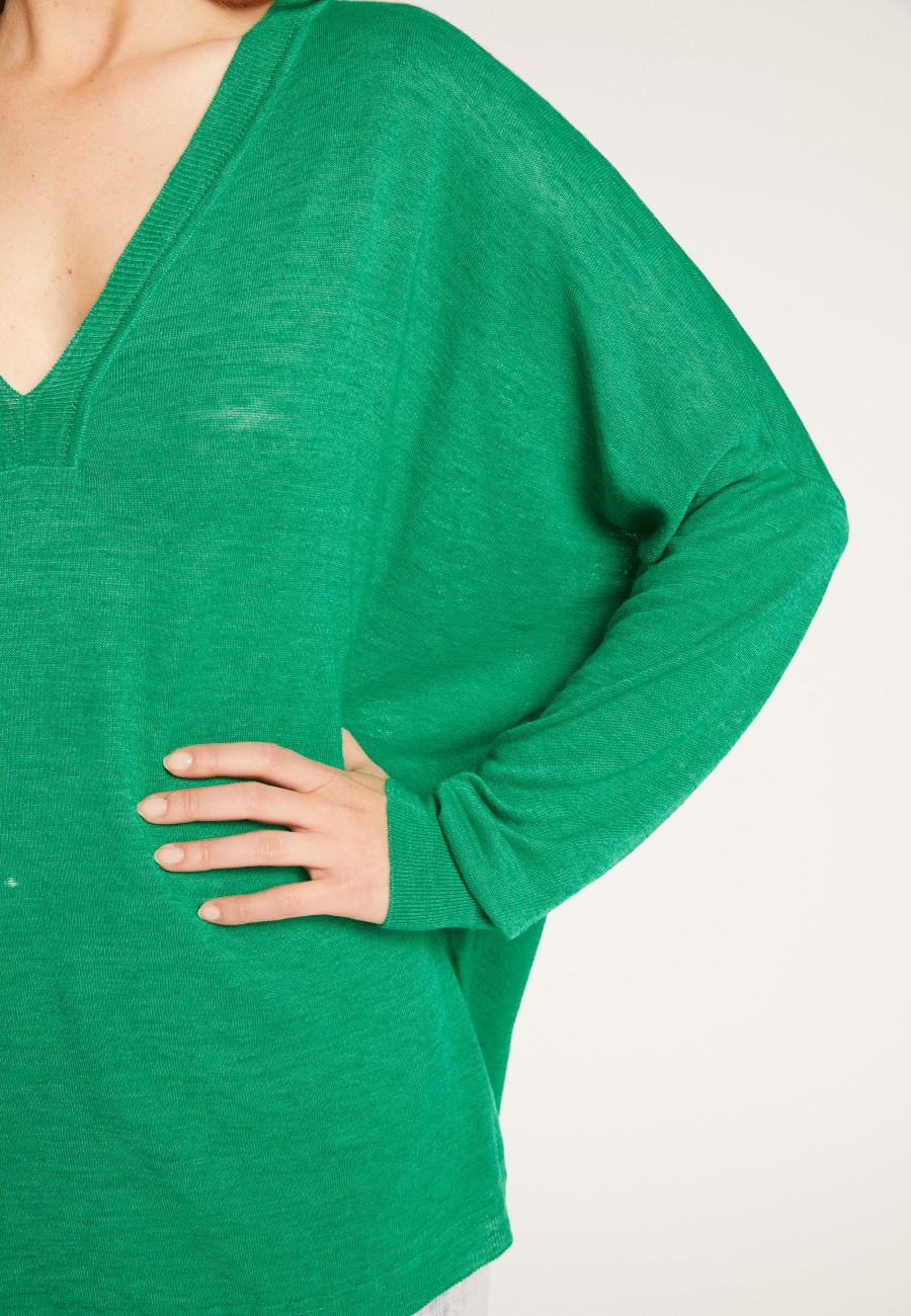 Camiseta de linho com decote largo e corte em V - Beja