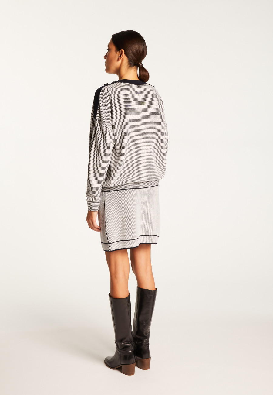 Suéter de lã e veludo com botões nos ombros - Rochelle