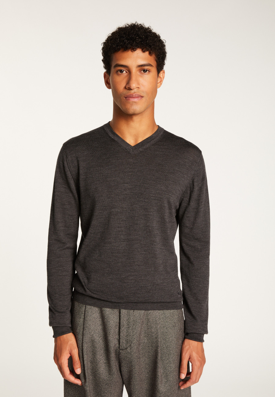 Merino Wool V-Neck Sweater - Elmo