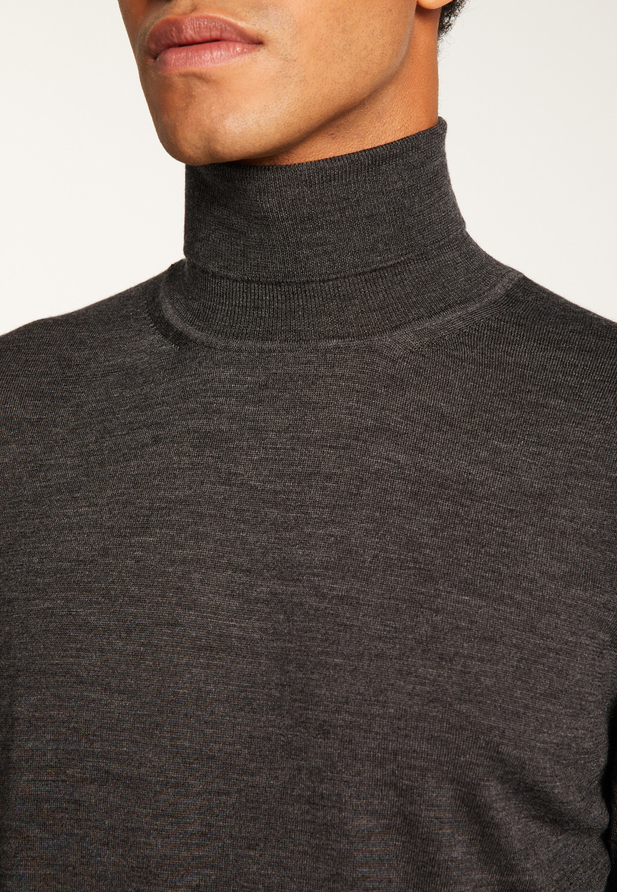 Merino Wool Turtleneck Sweater - Enzo
