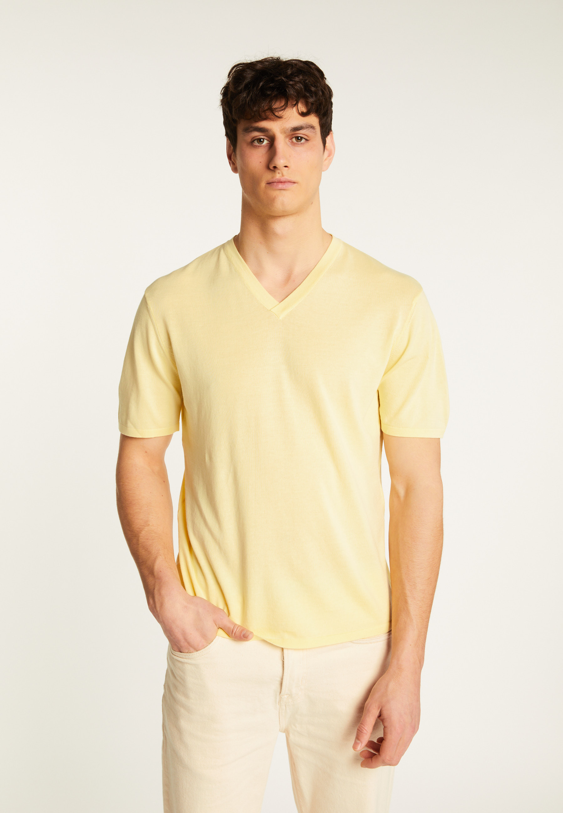 V-neck T-shirt - Malo