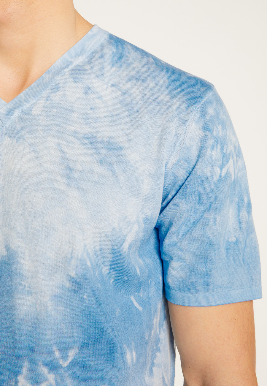 Camiseta de algodão com decote em V - Malo