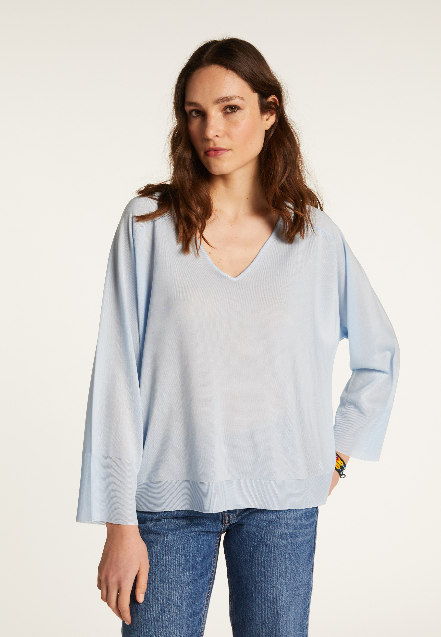 Pull col V en fil lumière - Delly