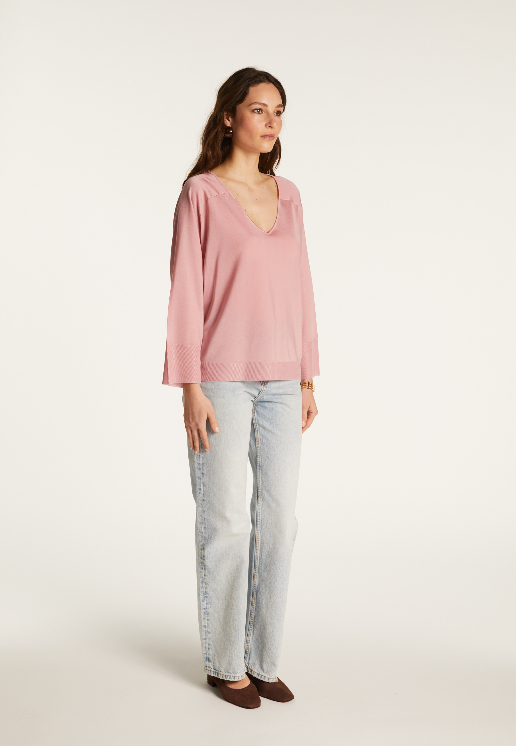 Pull col V en fil lumière - Delly